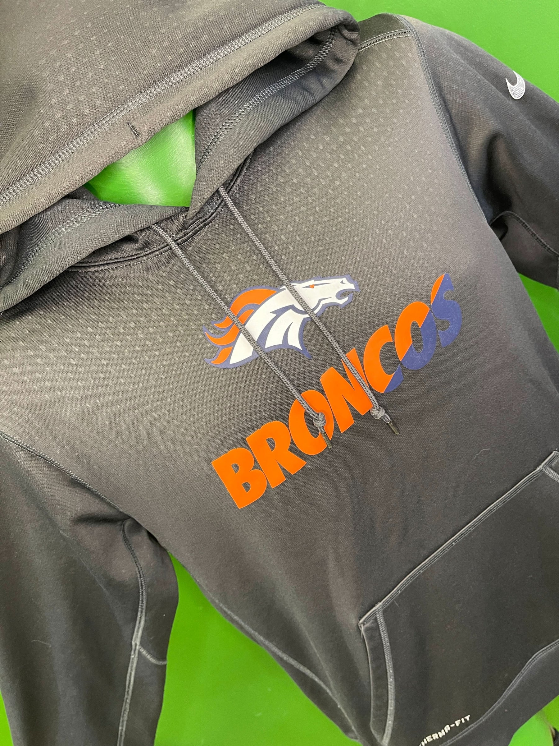 NFL Denver Broncos Therma-Fit Pullover Hoodie Grey Men's Small