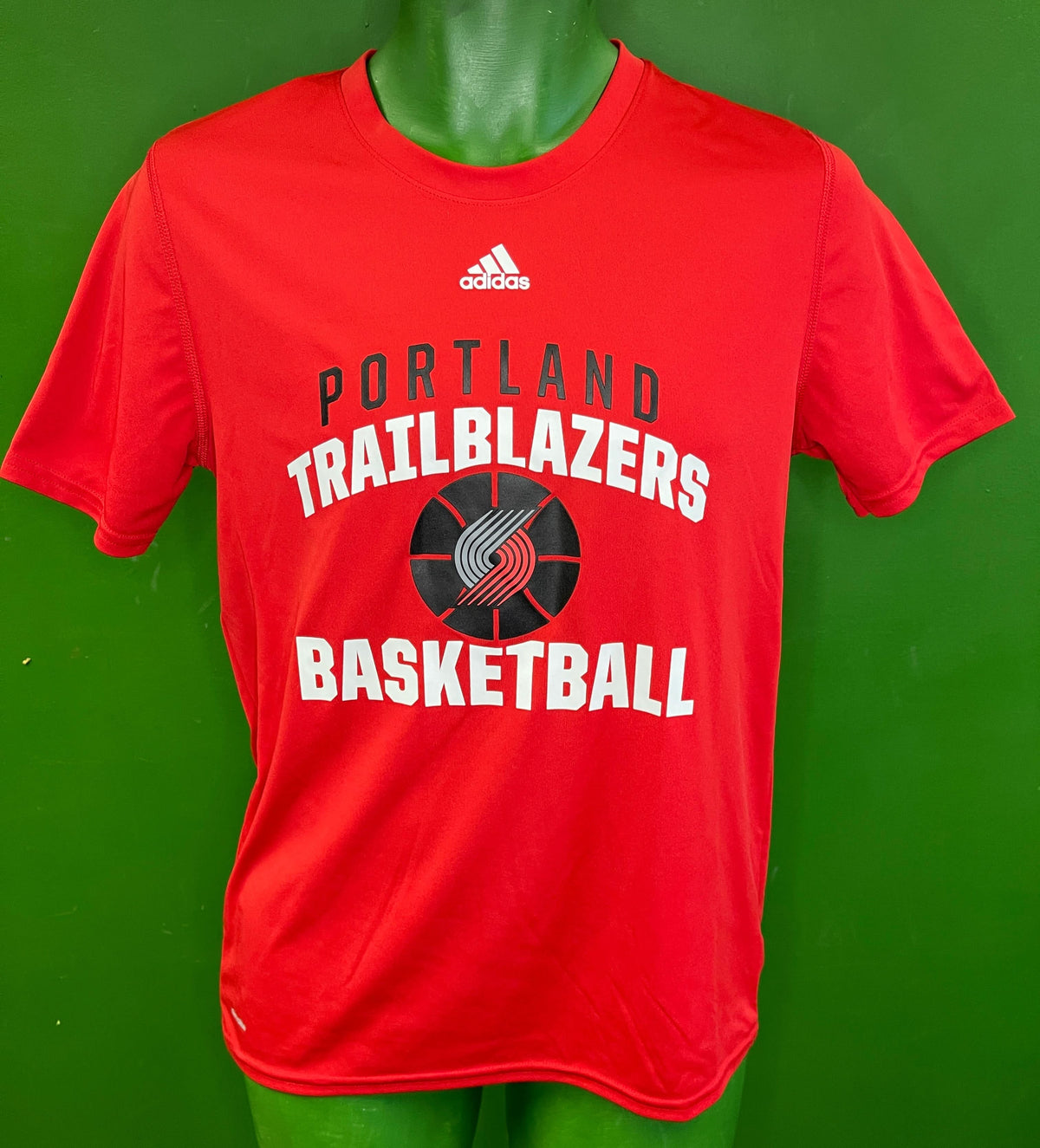 NBA Portland Trailblazers Wicking T-Shirt Youth Large 14-16