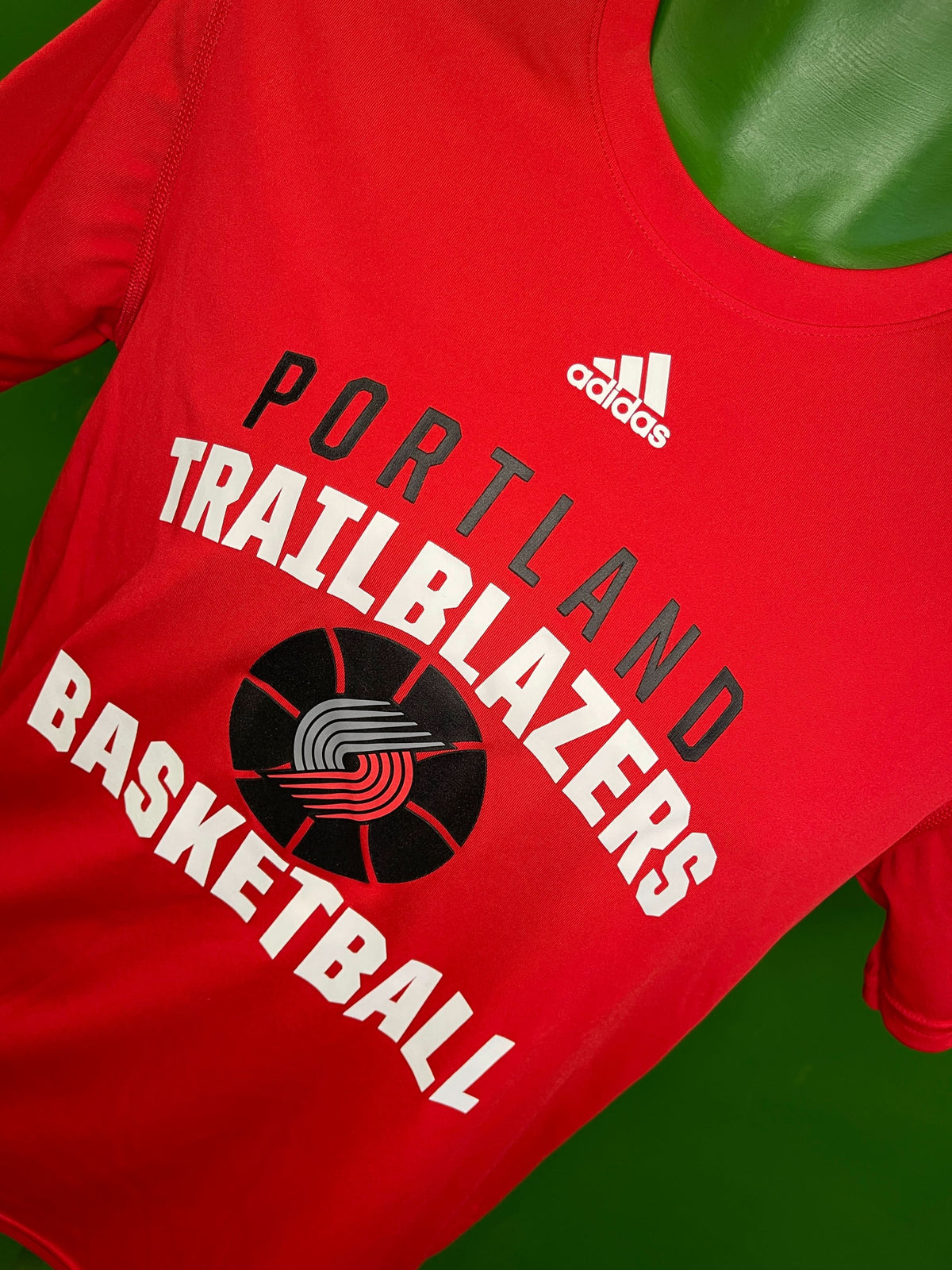 NBA Portland Trailblazers Wicking T-Shirt Youth Large 14-16