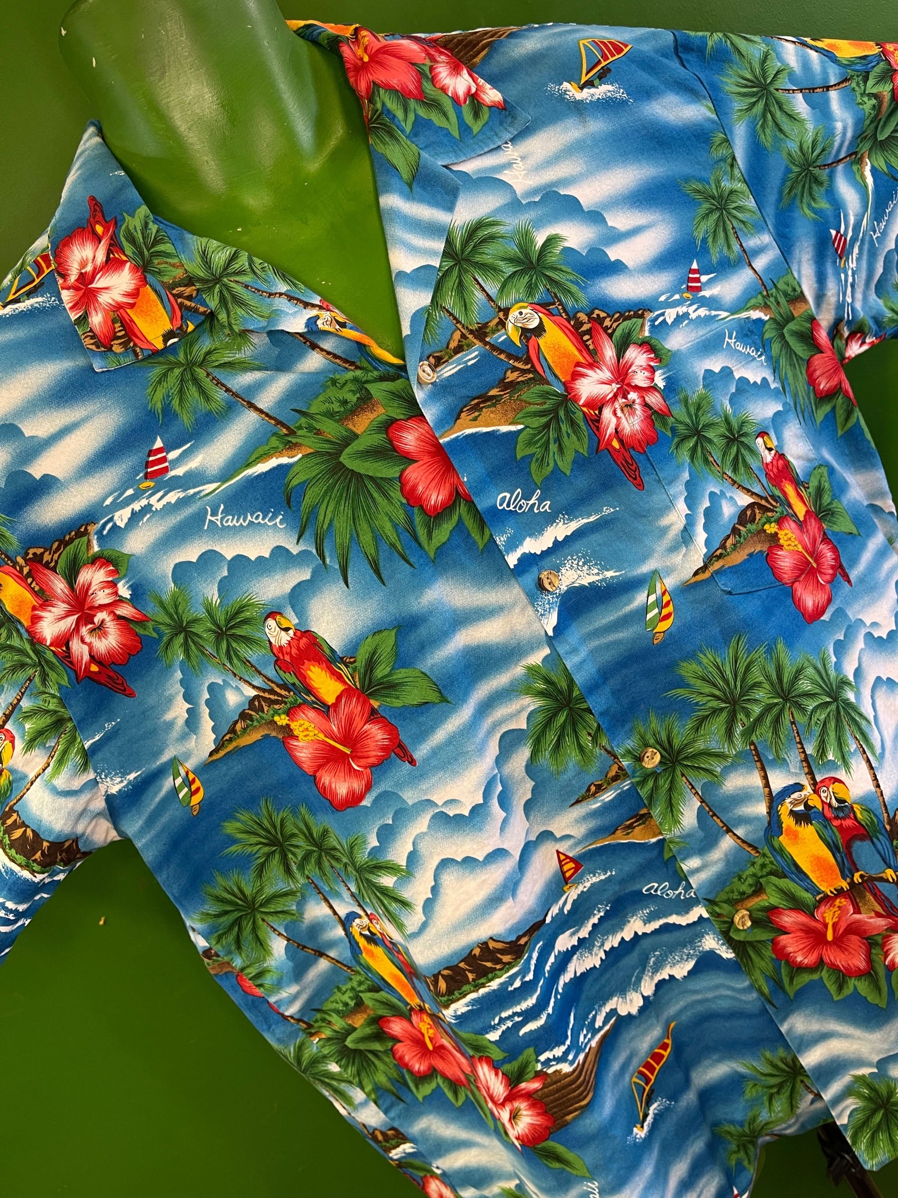 Made in Hawaii Blue Hawaiian Aloha Shirt Men's 2X-Large