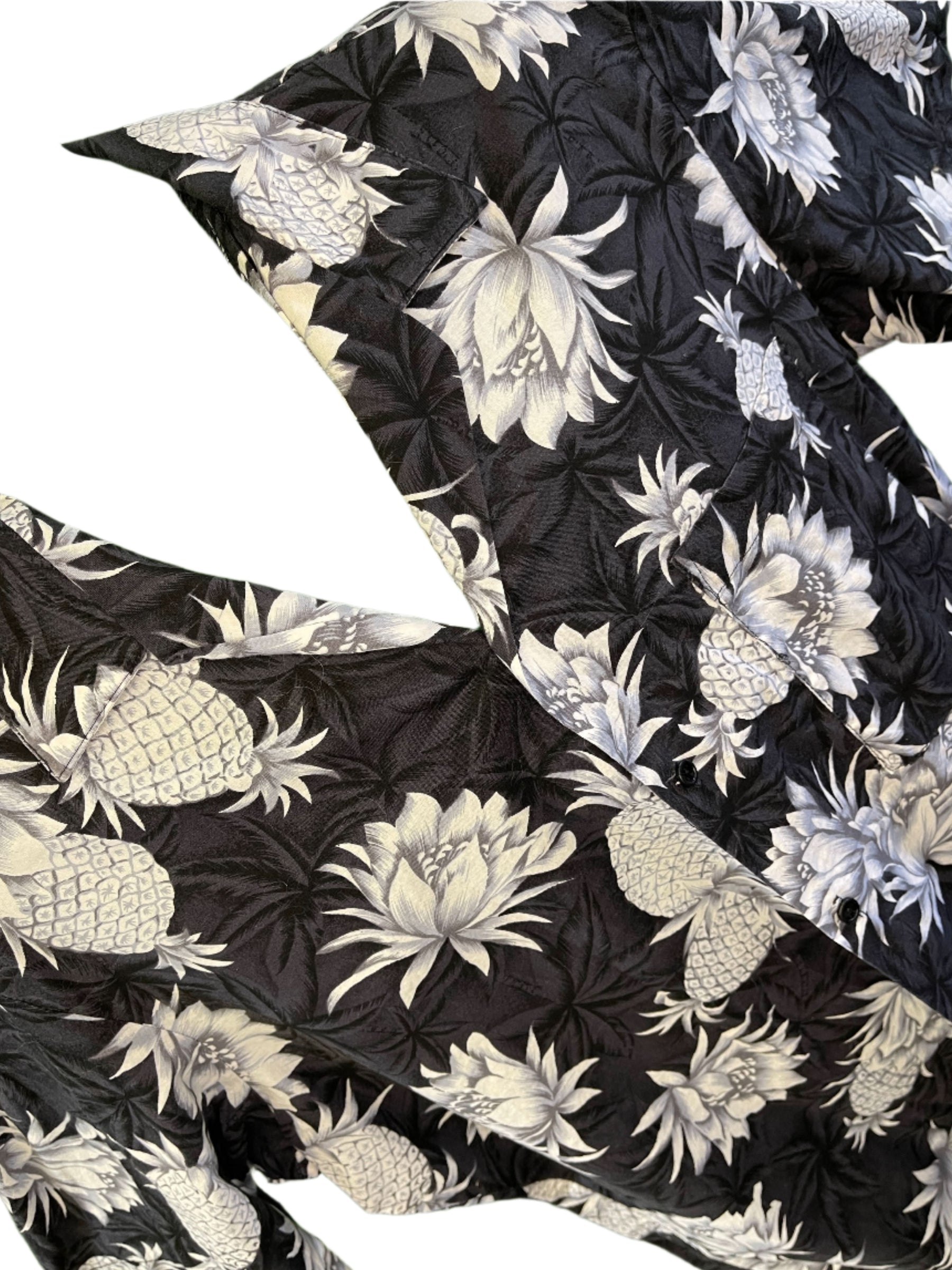 Made in Hawaii Charcoal Grey Pineapple Hawaiian Aloha Shirt Men's Large