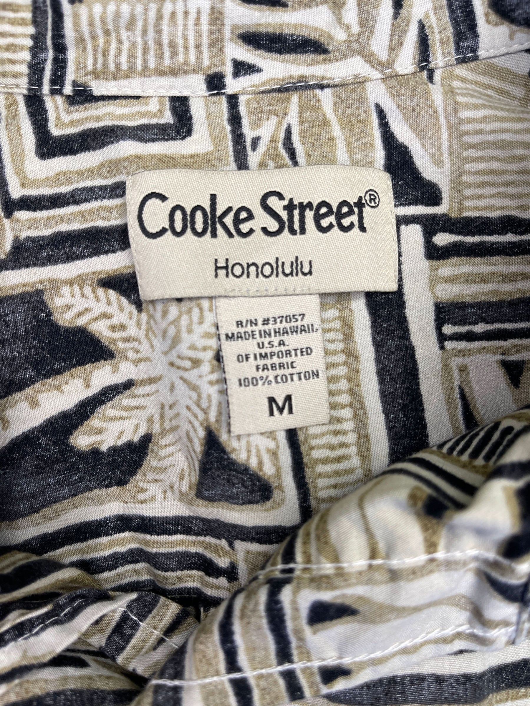 Made in Hawaii Batik Style Hawaiian Aloha Shirt Men's Medium