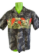 Made in Hawaii Black & Red Floral Hawaiian Aloha Shirt Men's Small