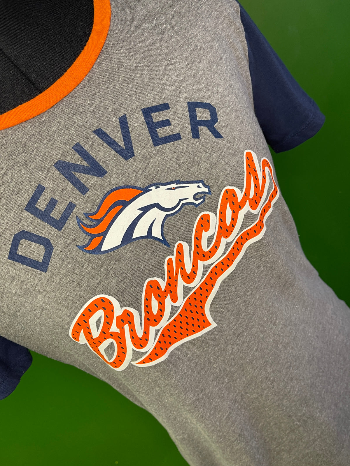 NFL Denver Broncos Grey T-Shirt Women's Small