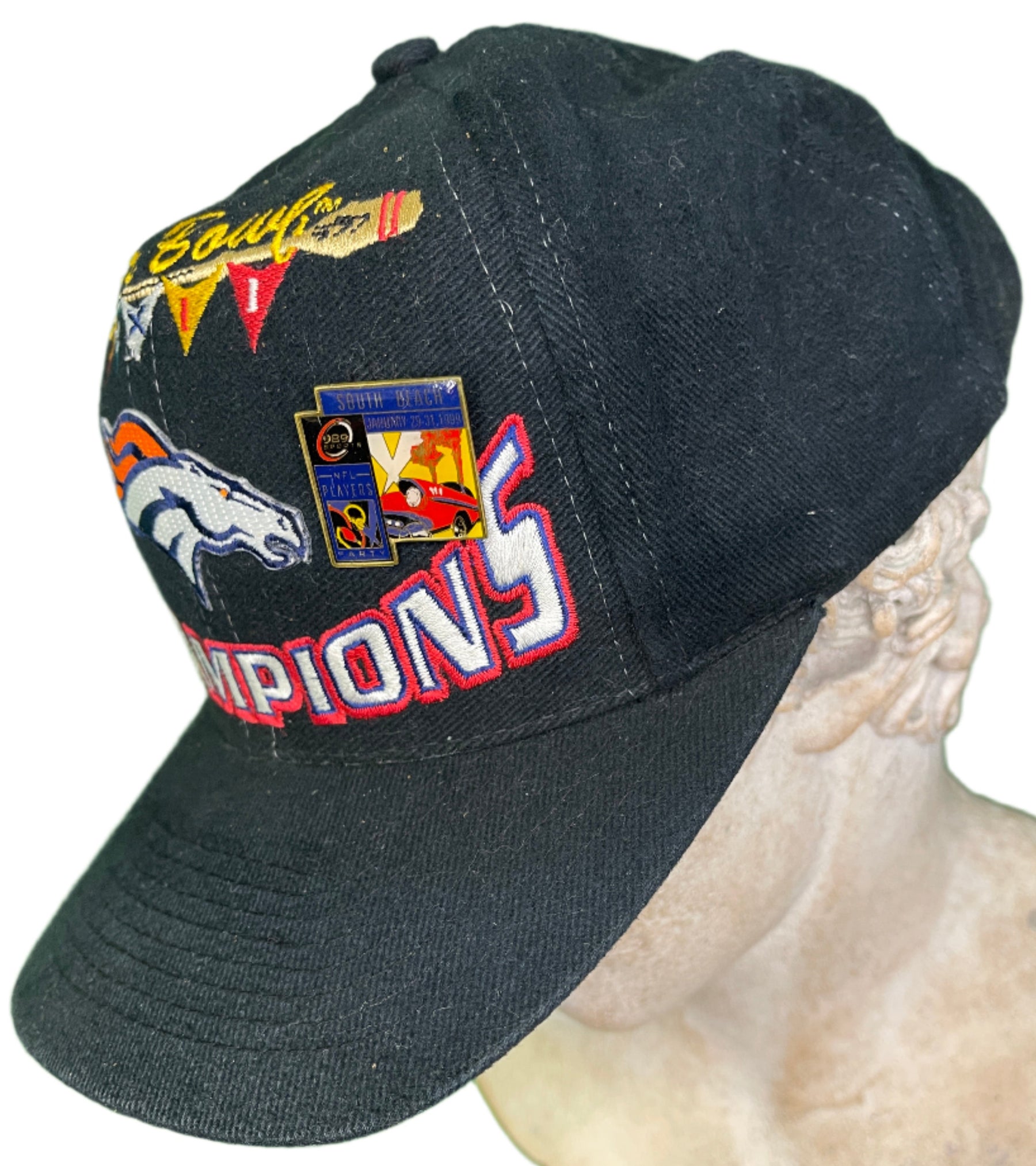 NFL Denver Broncos Signed Super Bowl XXXII Champions Snapback Cap/Hat Adult OSFA