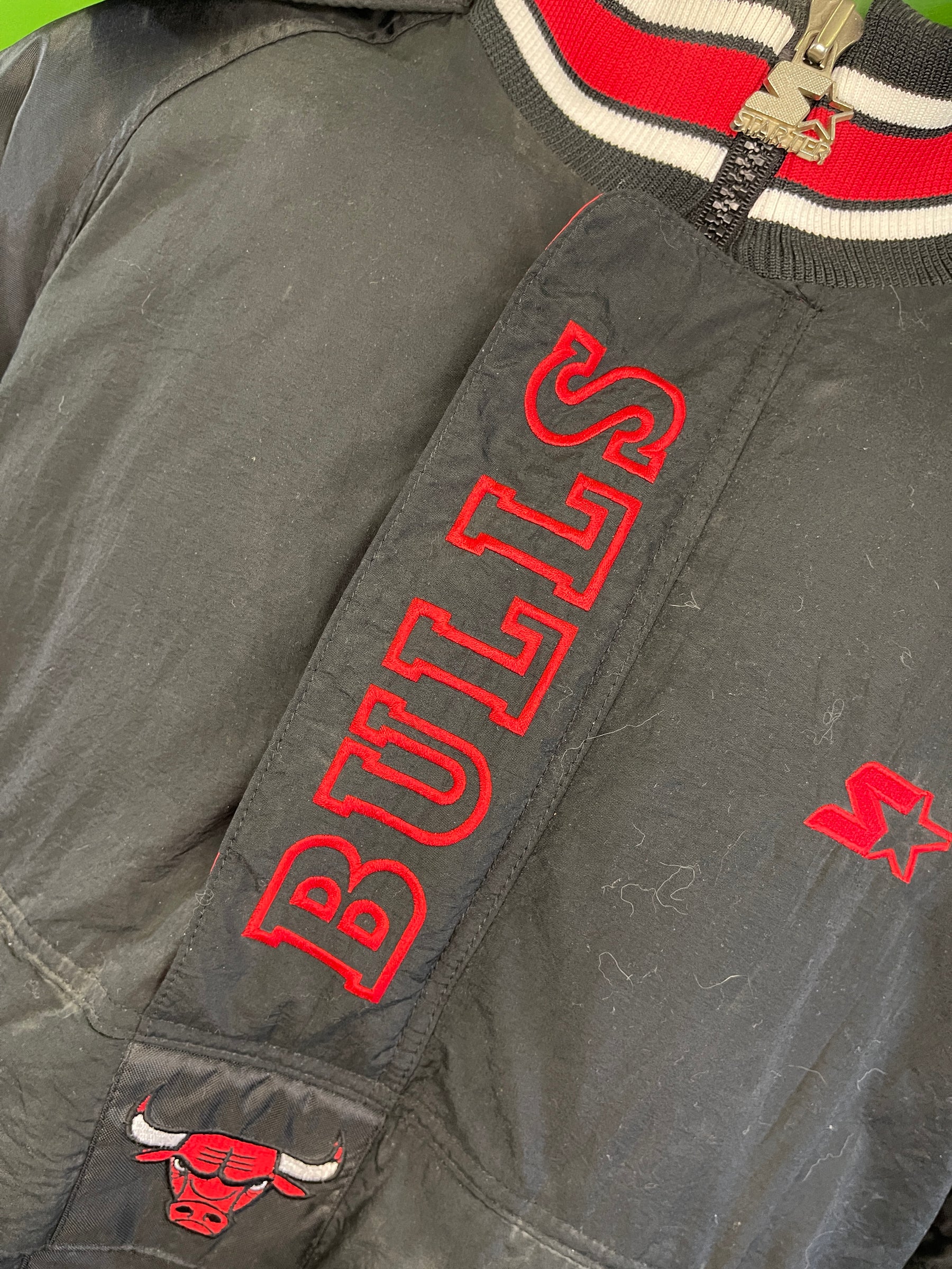 NBA Chicago Bulls Starter Vintage Puffer Pullover Jacket Coat Youth X-Large 18