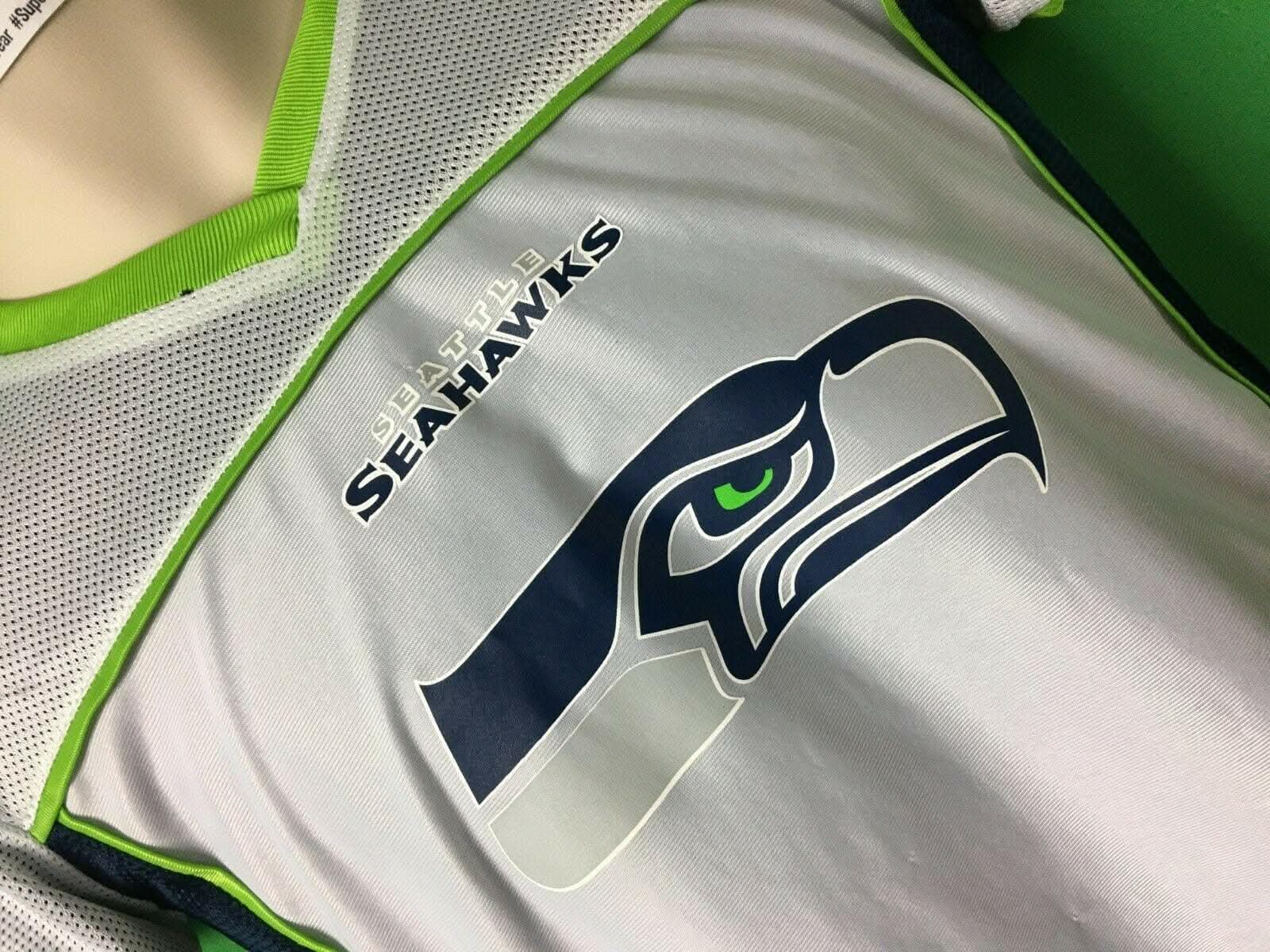 NFL Seattle Seahawks Reversible Flag Football Jersey Youth Medium 10-12