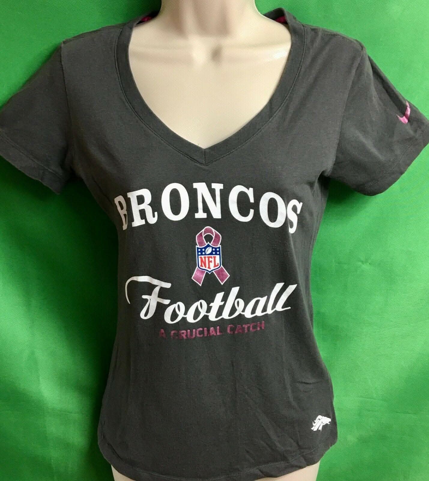NFL Denver Broncos Crucial Catch T-Shirt Women's Small
