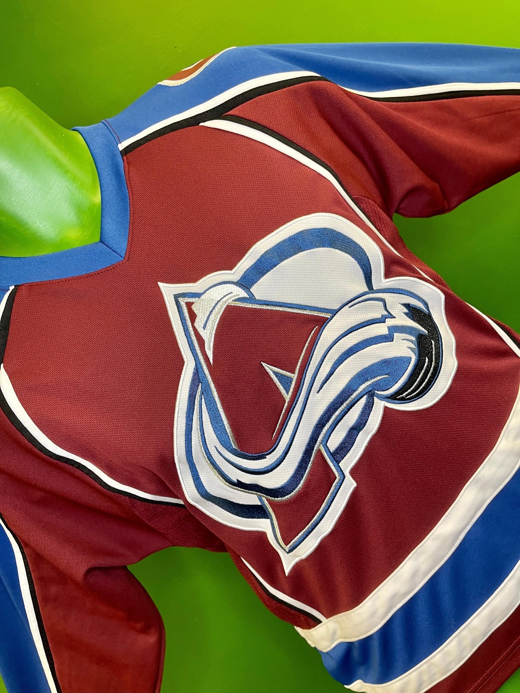 NHL Colorado Avalanche Ice Hockey Jersey Stitched Youth Medium 10-12