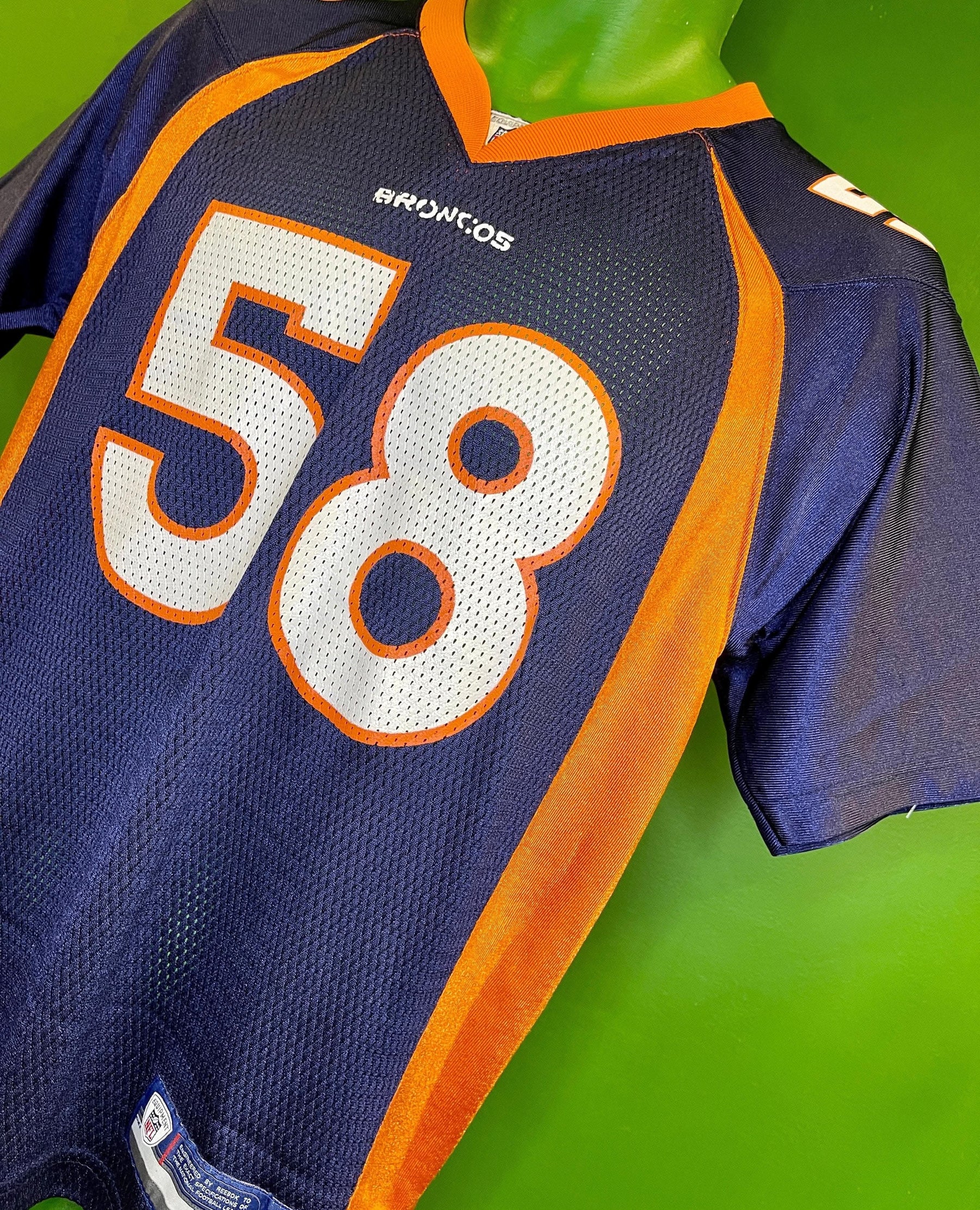NFL Denver Broncos Von Miller #58 Reebok Jersey Youth Large 14-16