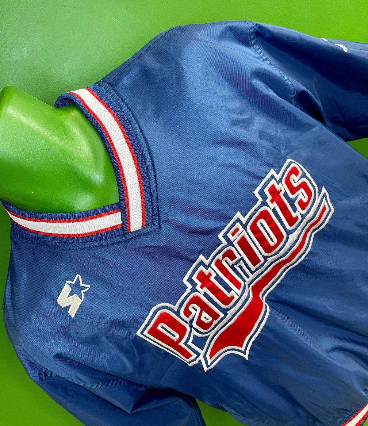 NFL New England Patriots Vintage Starter Sideline Pullover Jacket Youth Large 14-16