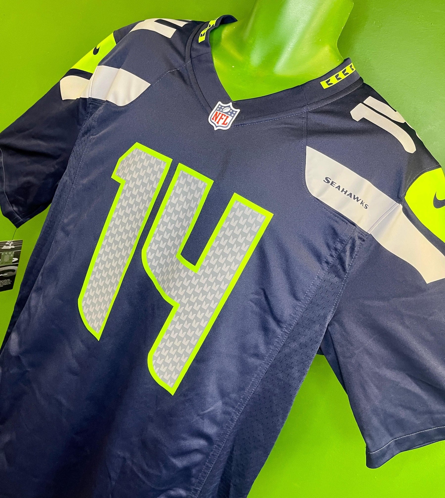 NFL Seattle Seahawks DK Metcalf #14 Game Jersey Men's Large NWT