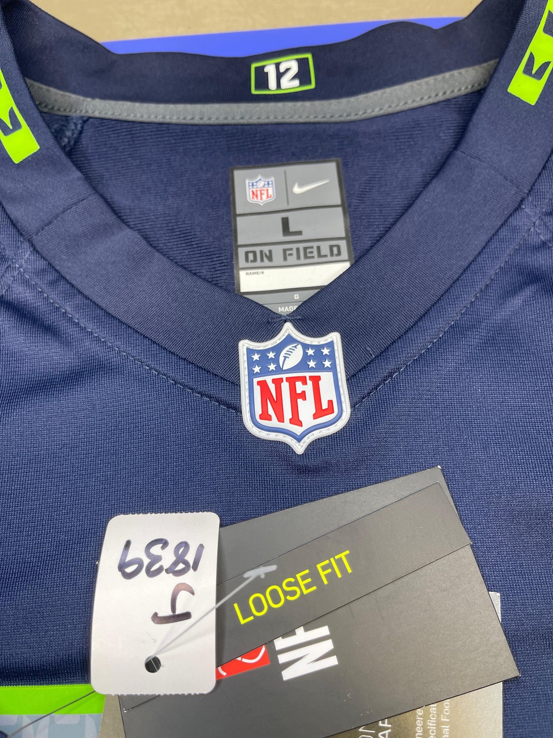 NFL Seattle Seahawks DK Metcalf #14 Game Jersey Men's Large NWT