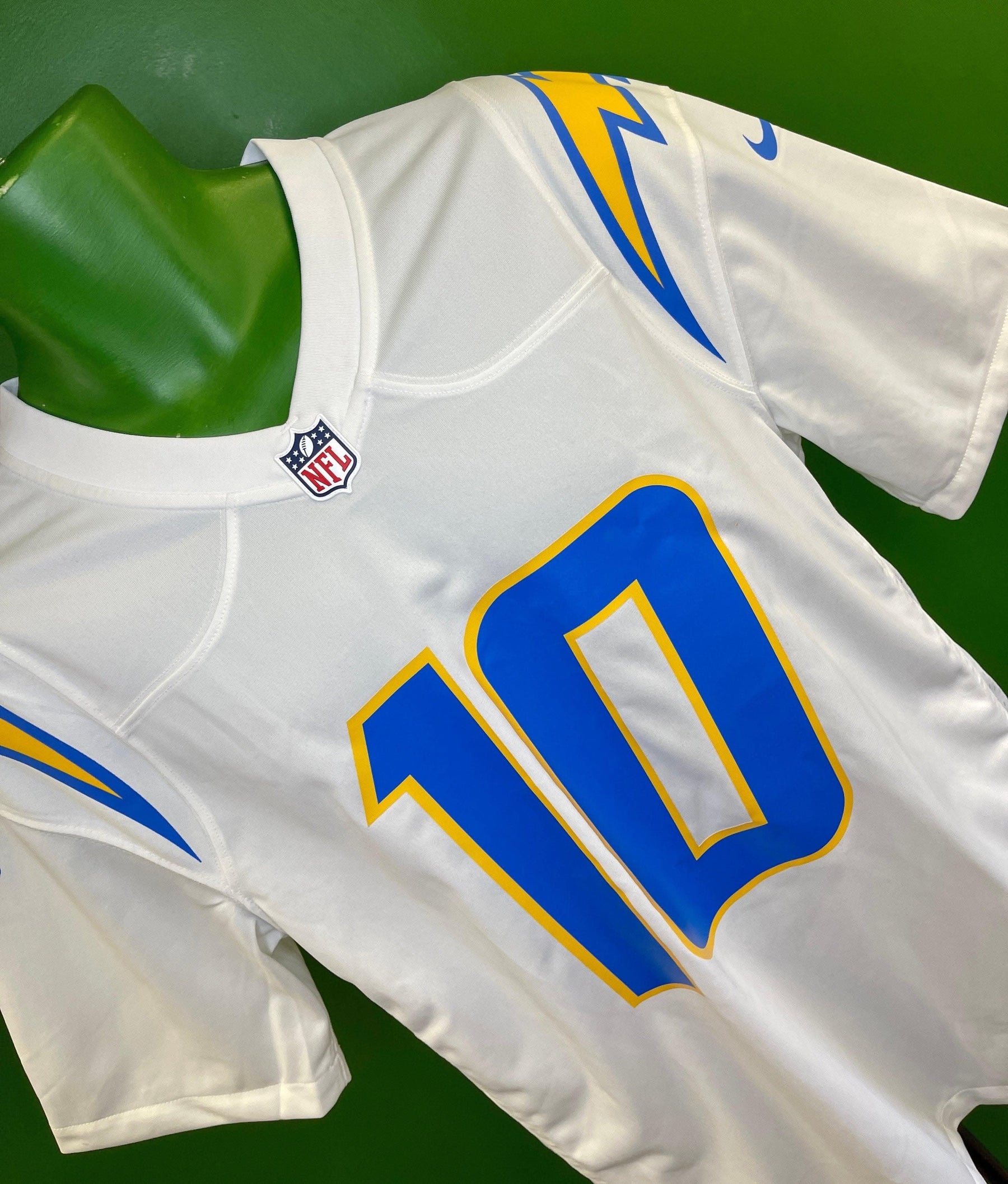 NFL Los Angeles Chargers Justin Herbert #10 Game Jersey Men's Medium NWT