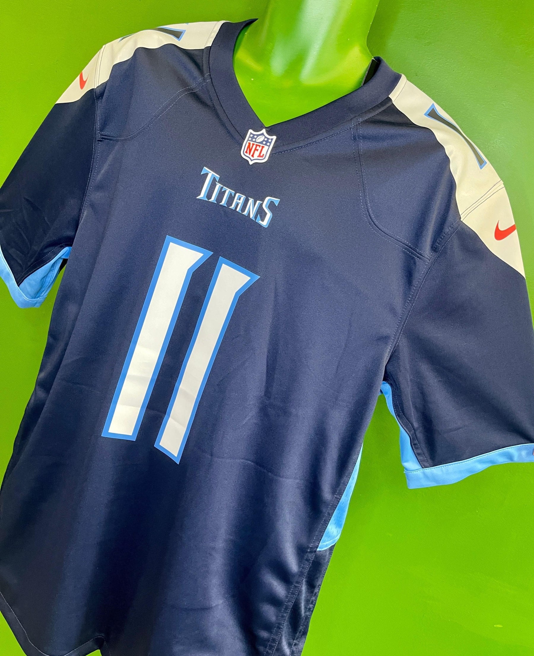 NFL Tennessee Titans AJ Brown #11 Game Jersey Men's Medium NWT