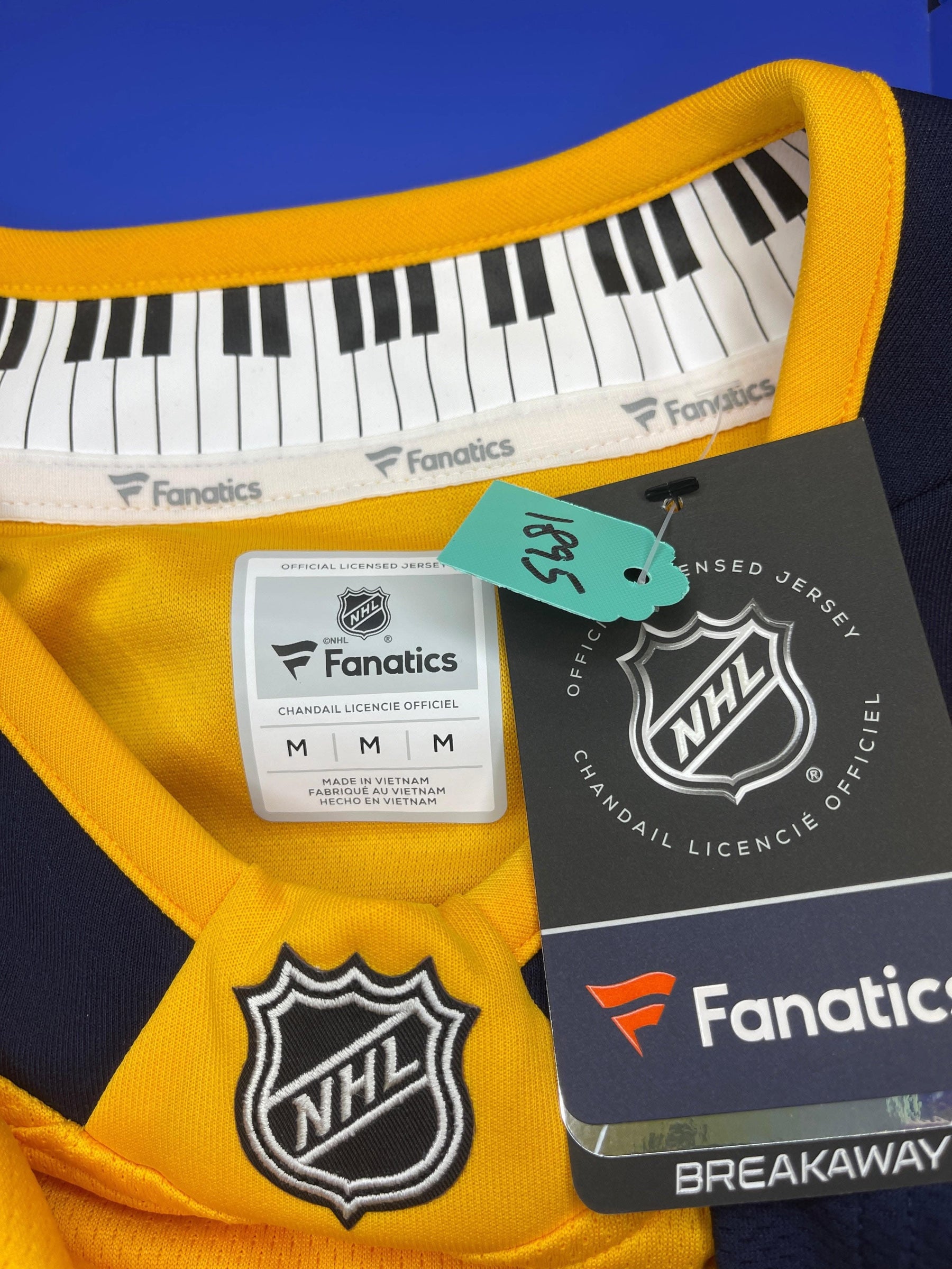 NHL Nashville Predators Fanatics Breakaway Jersey Stitched Men's Medium NWT