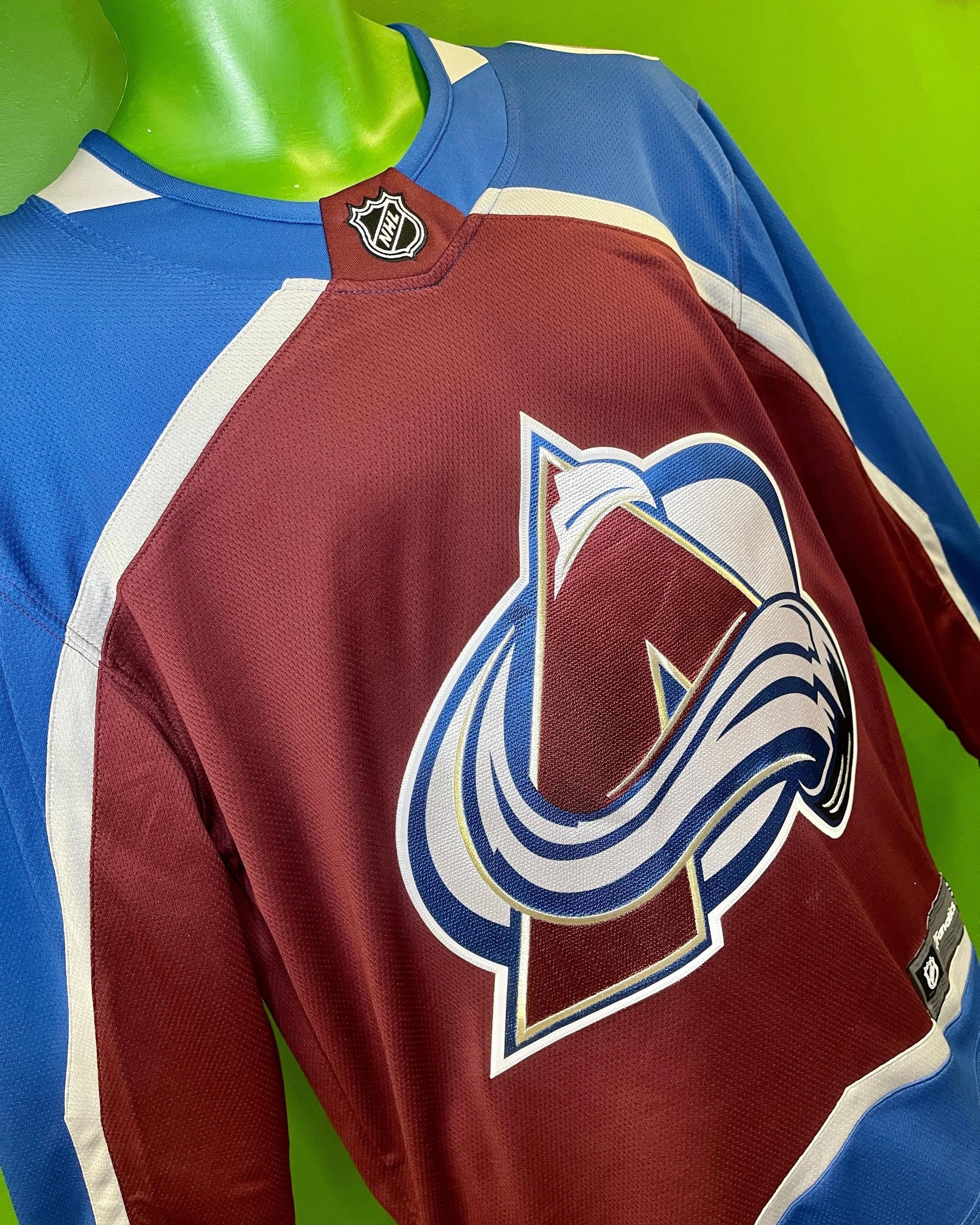NHL Colorado Avalanche Fanatics Breakaway Jersey Stitched Men's Small NWT