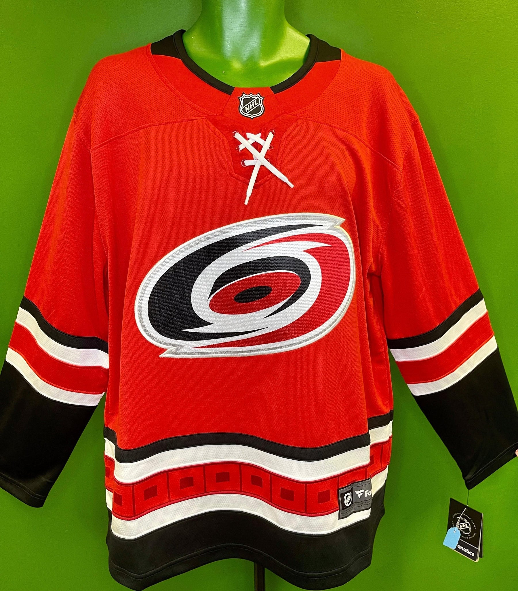 NHL Carolina Hurricanes Fanatics Breakaway Jersey Stitched Men's Medium NWT