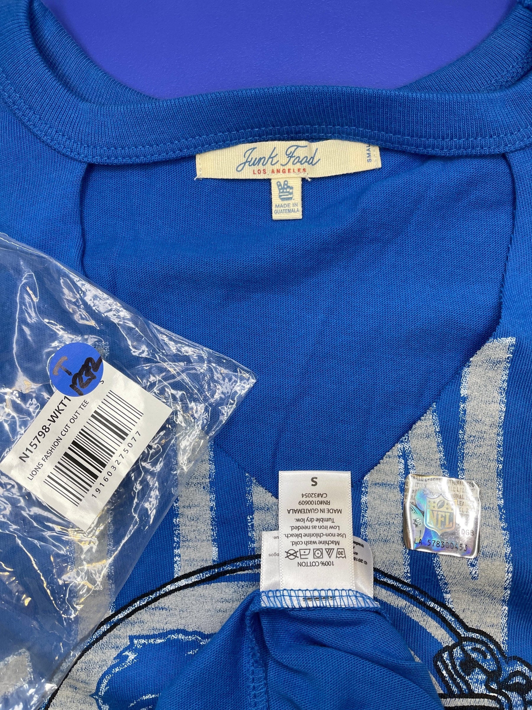 NFL Detroit Lions Junk Food Cut Out Fashion V-Neck T-Shirt Women's Small NWT