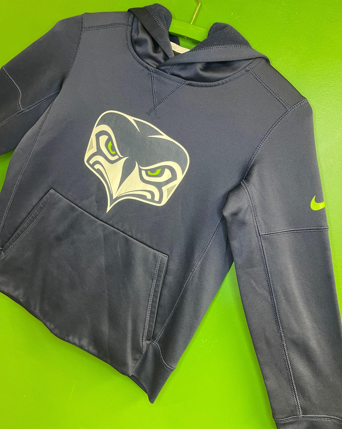 NFL Seattle Seahawks Insulatedt Pullover Hoodie Sweatshirt Youth Small 8