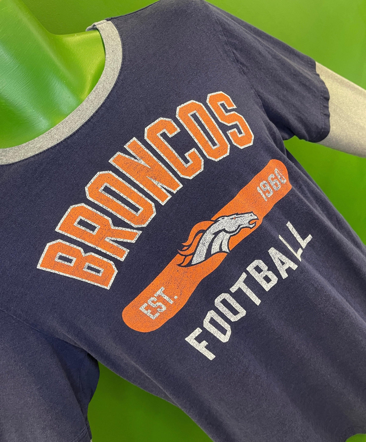 NFL Denver Broncos Double-Layer L/S T-Shirt Youth X-Large 18-20
