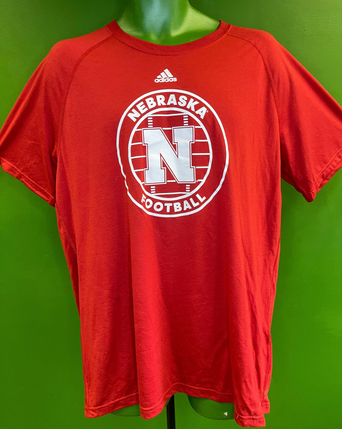 NCAA Nebraska Cornhuskers Adidas Red T-Shirt Men's X-Large NWT!