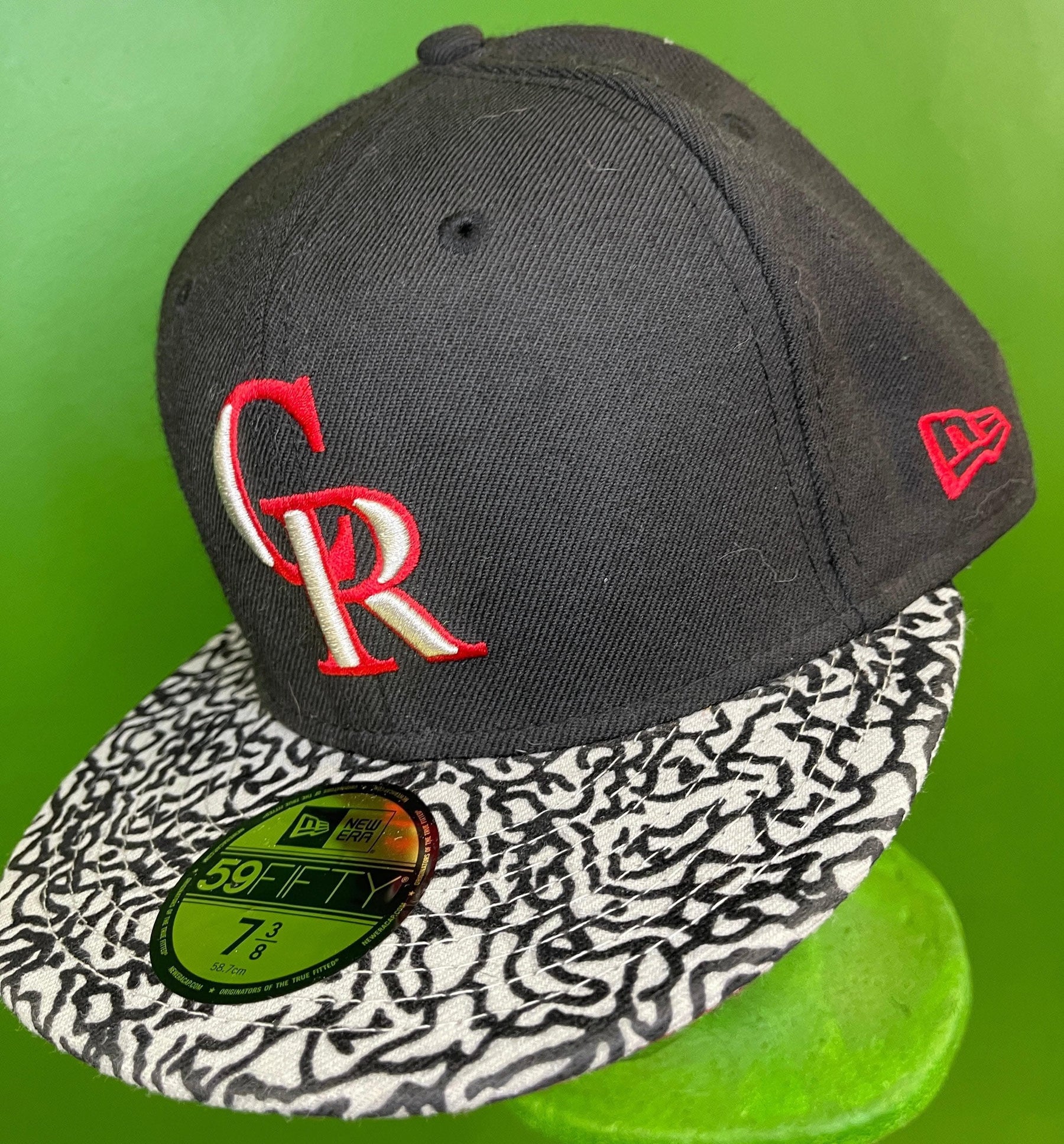 MLB Colorado Rockies New Era Baseball 59FIFTY Squiggle Cap 7-3/8