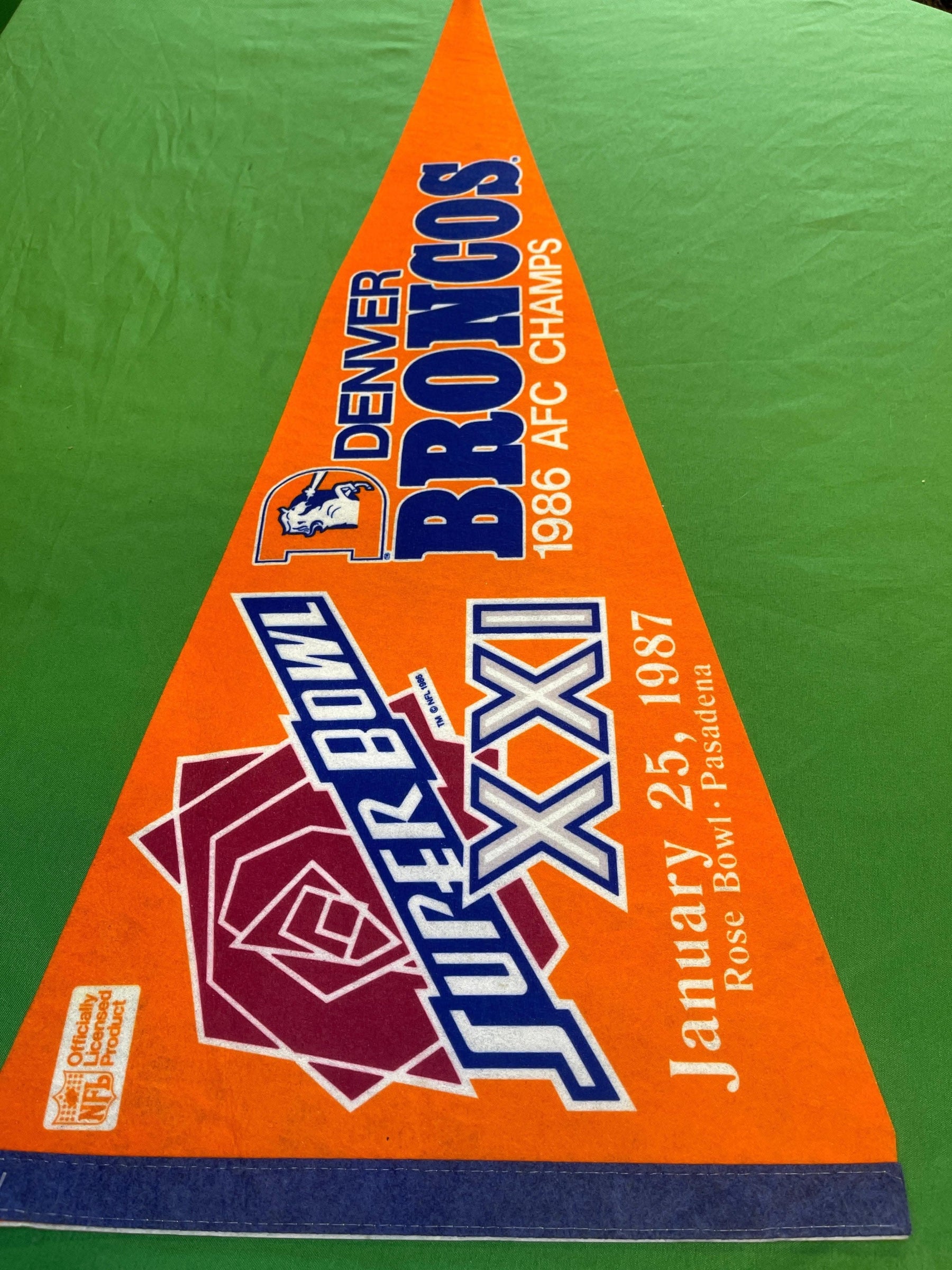 NFL Denver Broncos Vintage Collector Pennant Super Bowl XXI 1987