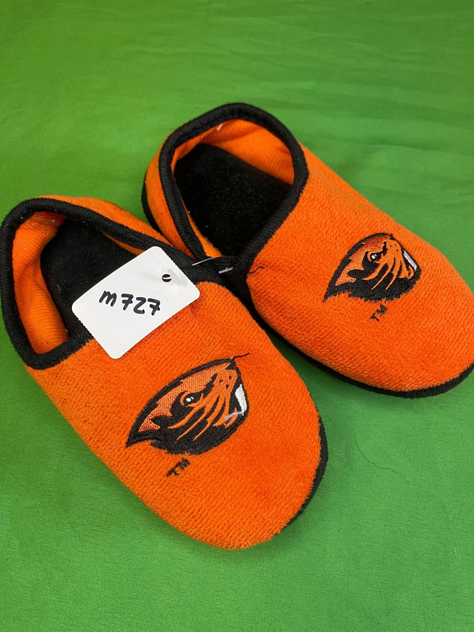 NCAA Oregon State Beavers Slippers House Shoes Youth UK Size 4 approx.