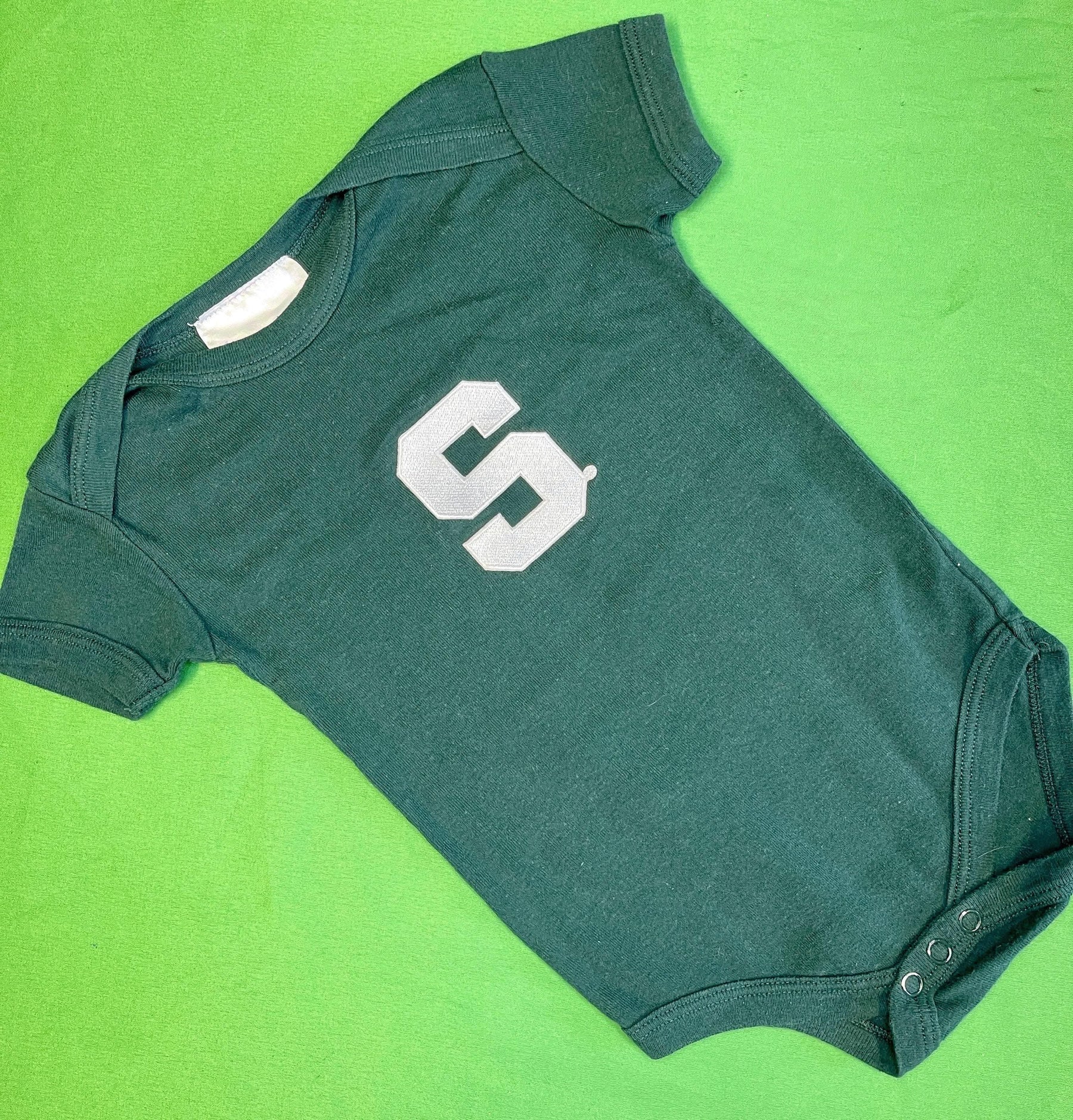 NCAA Michigan State Spartans Green Bodysuit Infant Baby 12 months