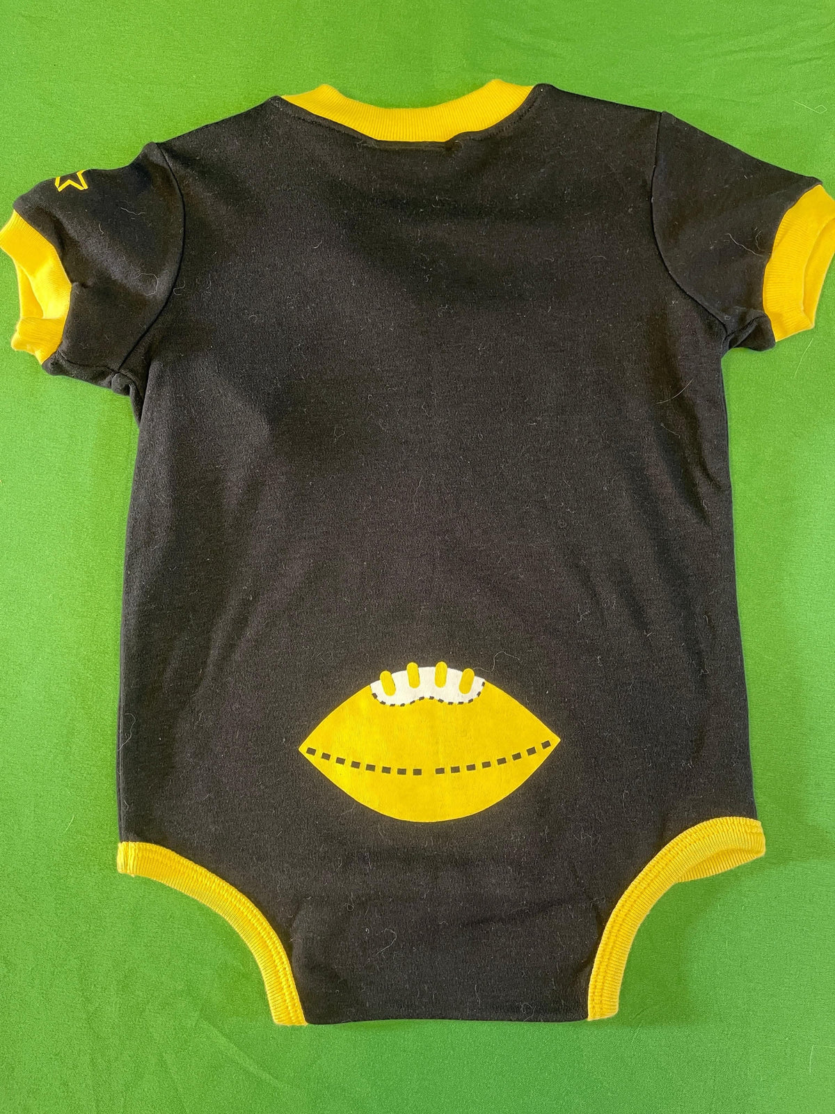 NCAA Colorado Buffaloes Starter Black Bodysuit 12 months NWT