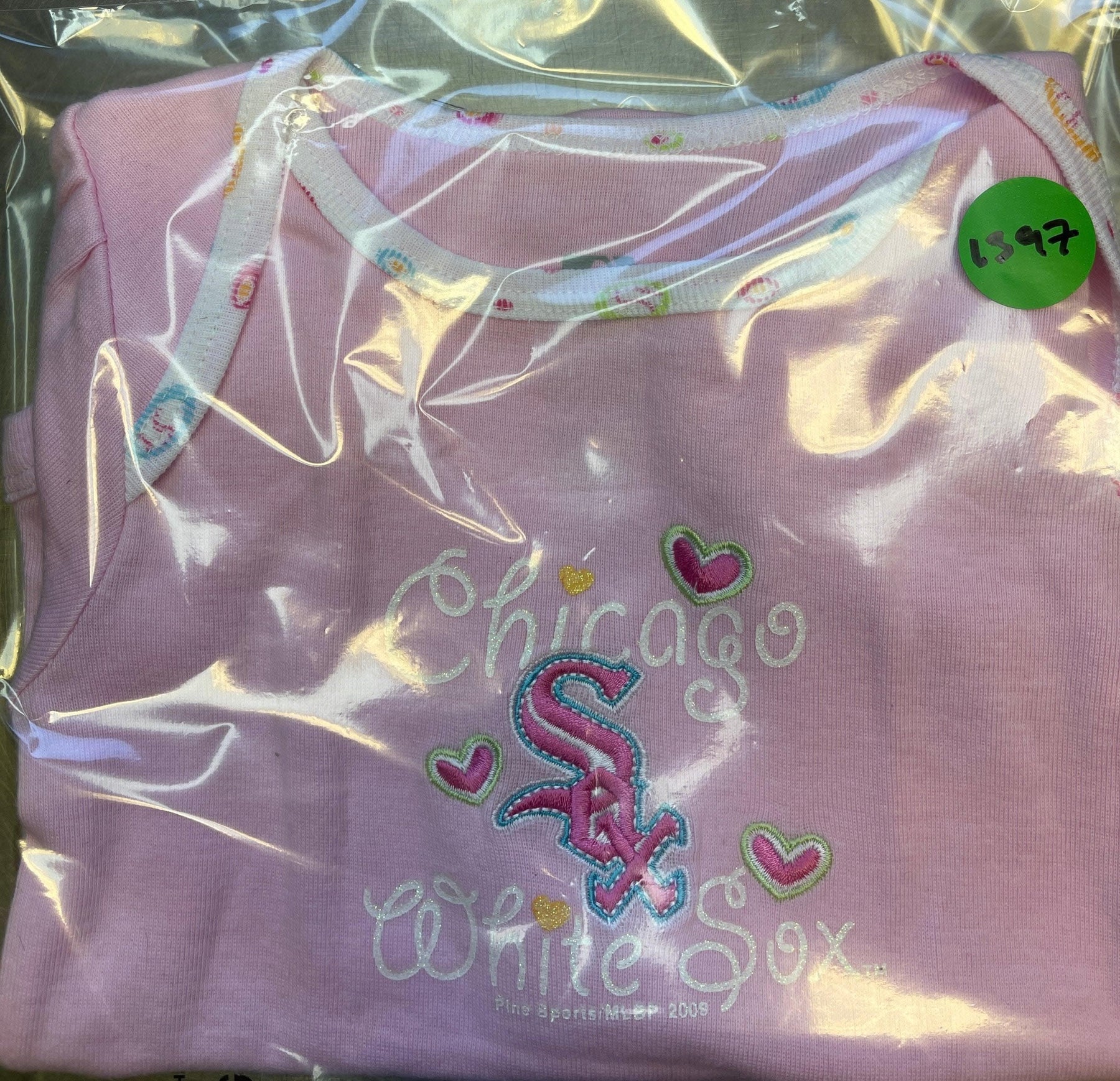 MLB Chicago White Sox Baby Pink Bodysuit 6-9 months