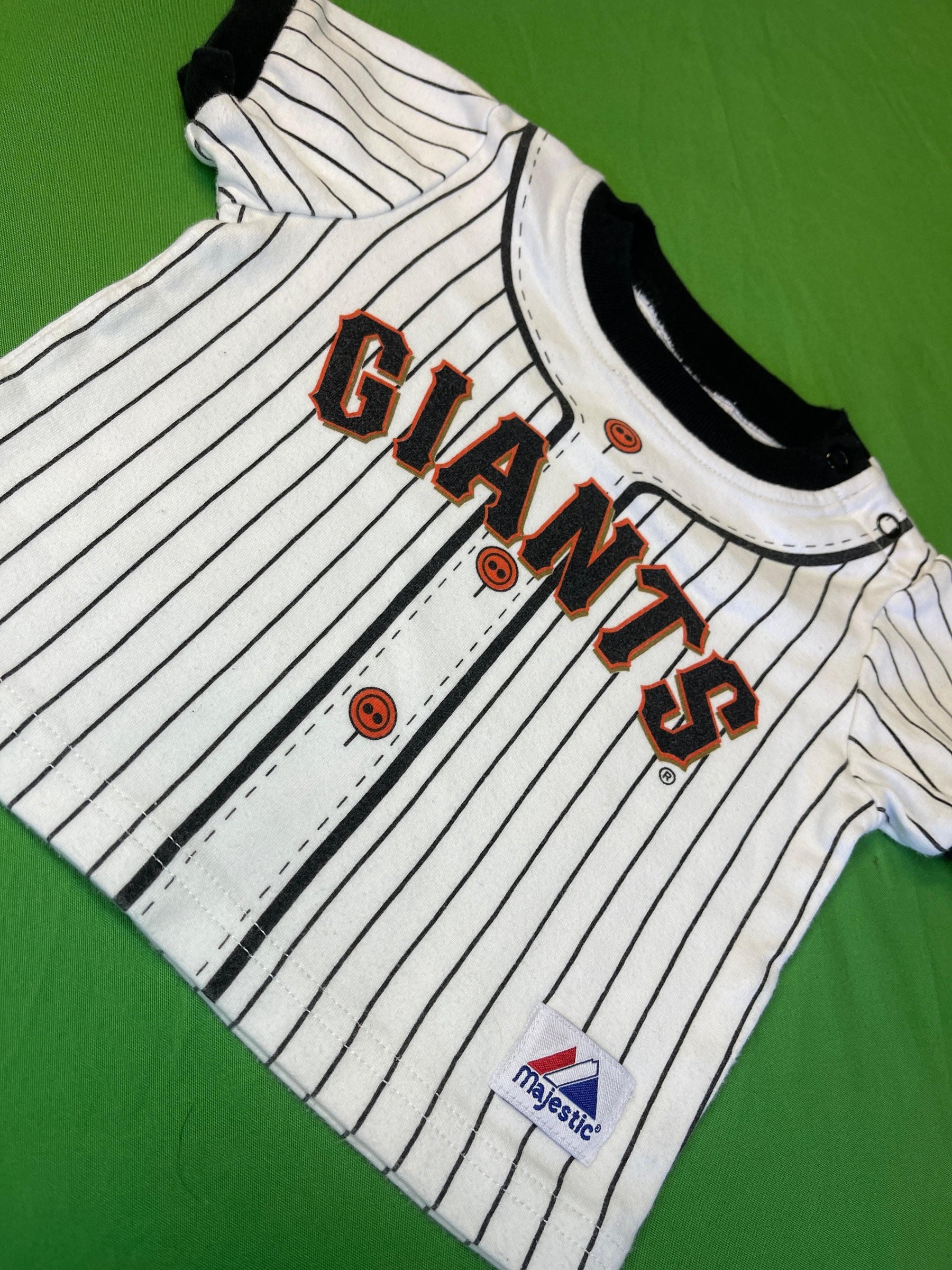 MLB San Francisco Giants White Pinstripe T-shirt 6-9 months