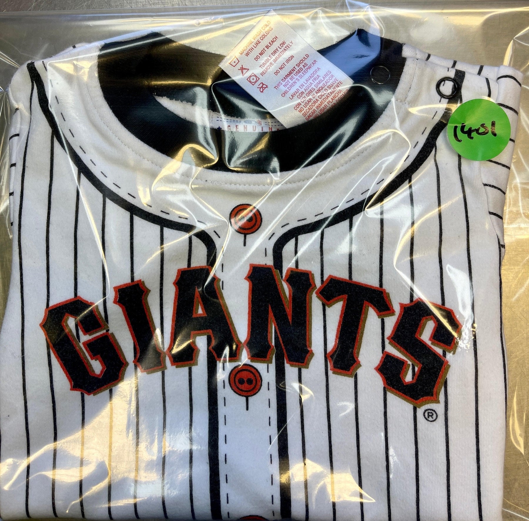MLB San Francisco Giants White Pinstripe T-shirt 6-9 months