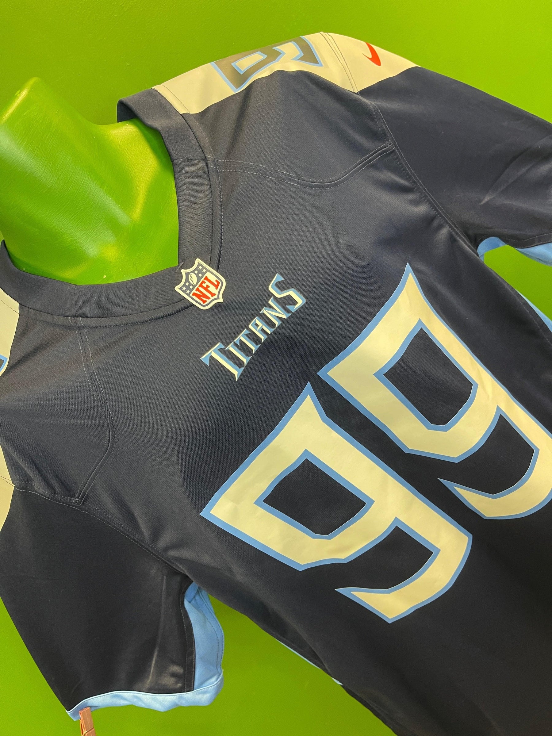 NFL Tennessee Titans Clowney #99 Game Jersey Men's Large NWT