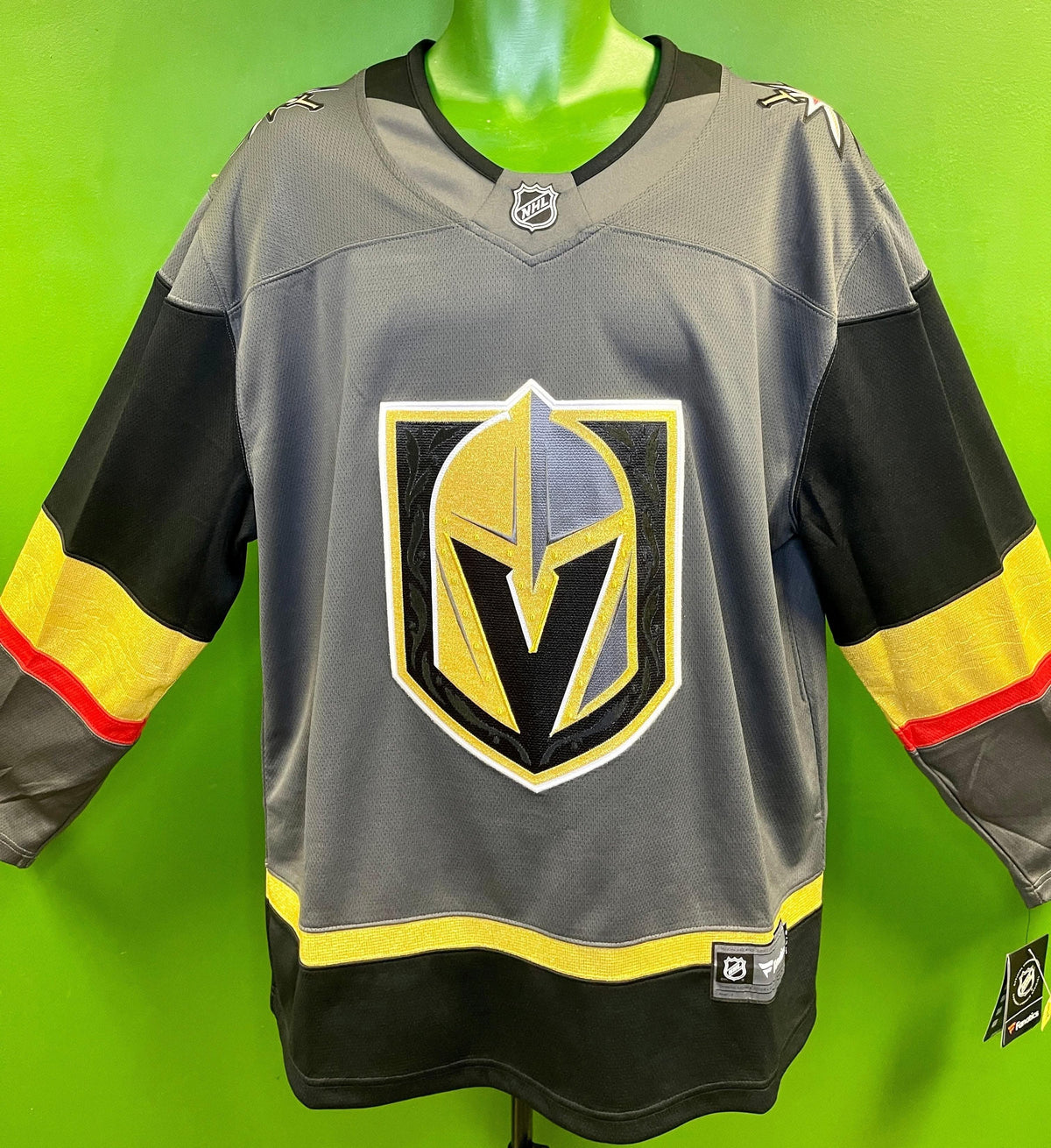 NHL Vegas Golden Knights Fanatics Breakaway Jersey Men's Large NWT