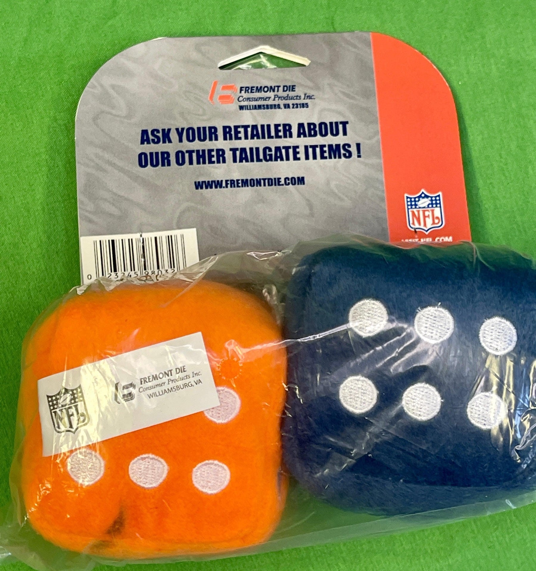 NFL Denver Broncos Team Fuzzy Dice Pair NWT