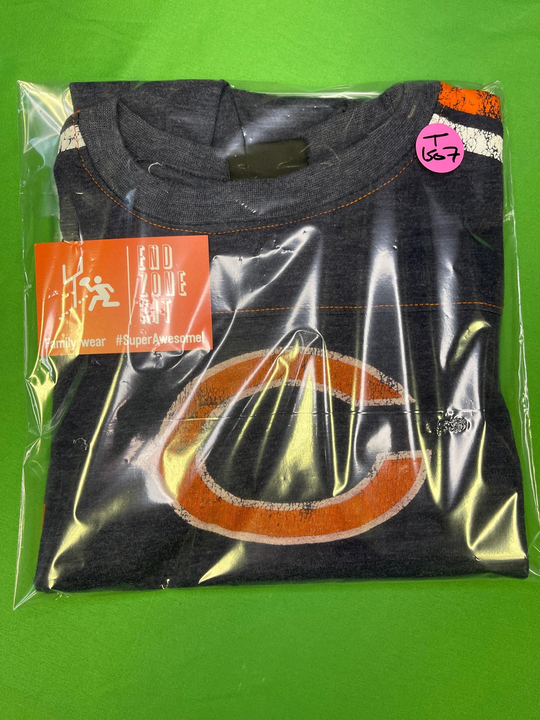 NFL Chicago Bears V-Neck Weathered T-Shirt Girls' Youth Large 14