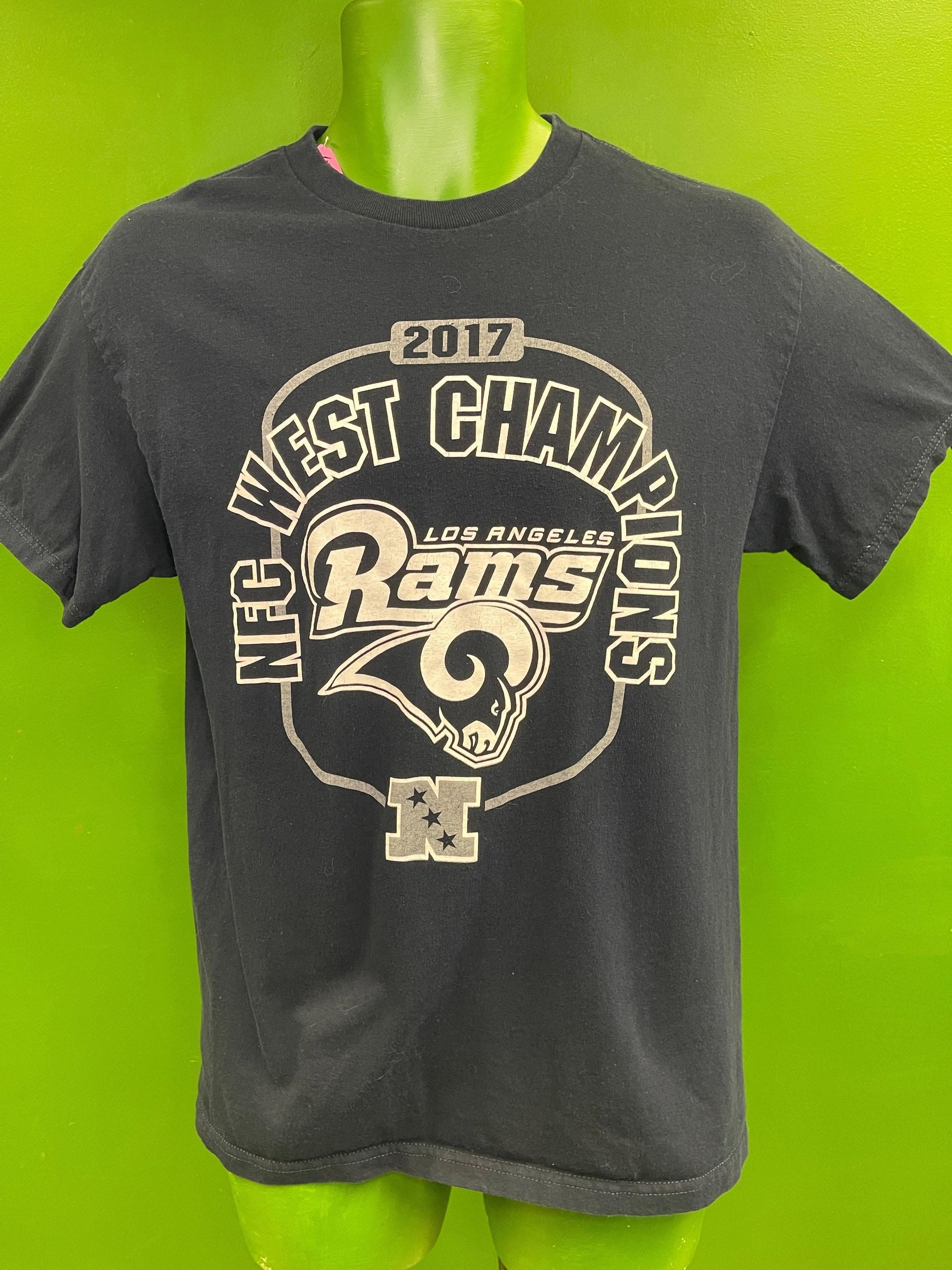 NFL Los Angeles Rams 2017 NFC West Champions T-Shirt Men's Medium