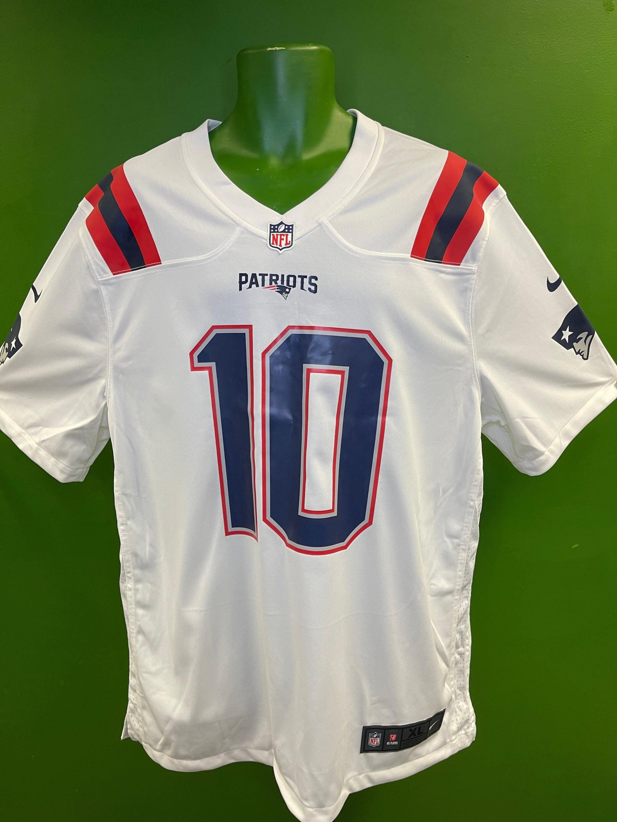 NFL New England Patriots Mac Jones #10 Game Jersey Men's X-Large New with Defect