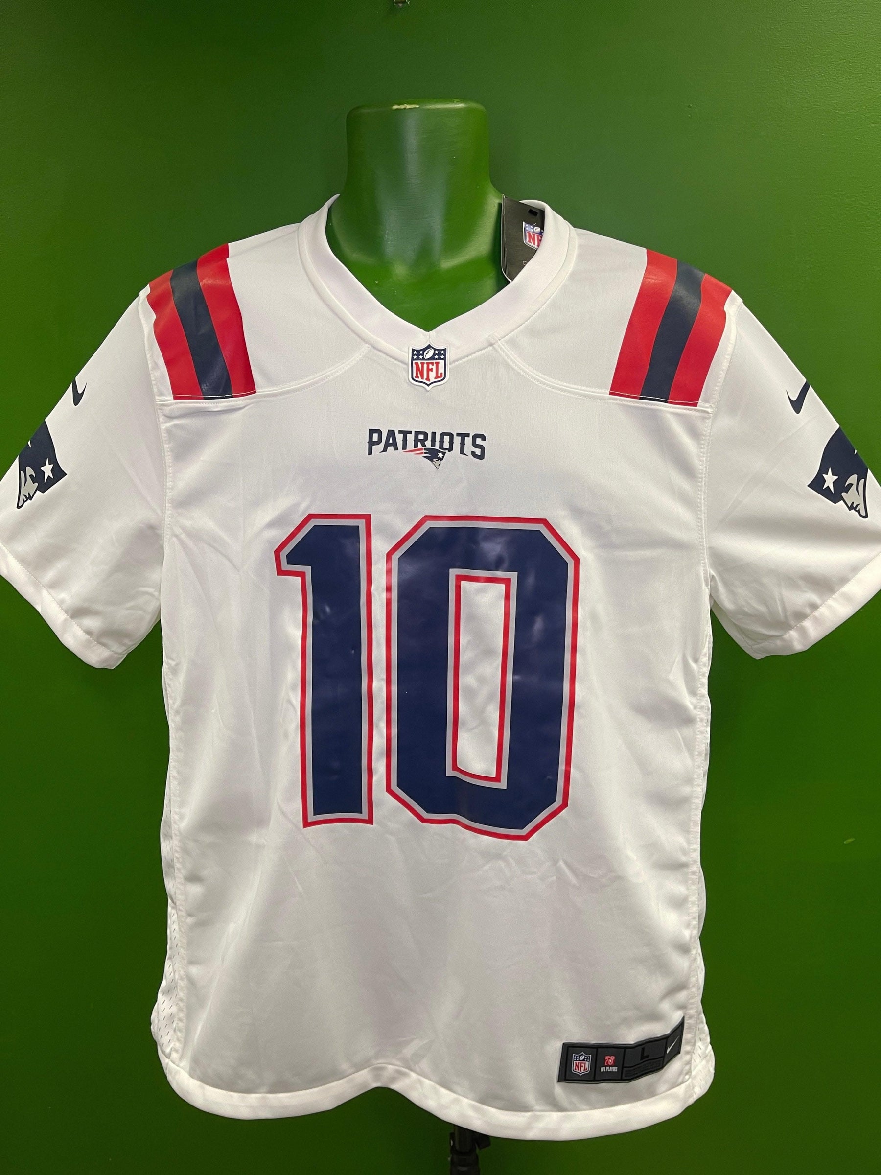 NFL New England Patriots Mac Jones #10 Game Jersey Men's Large NWT