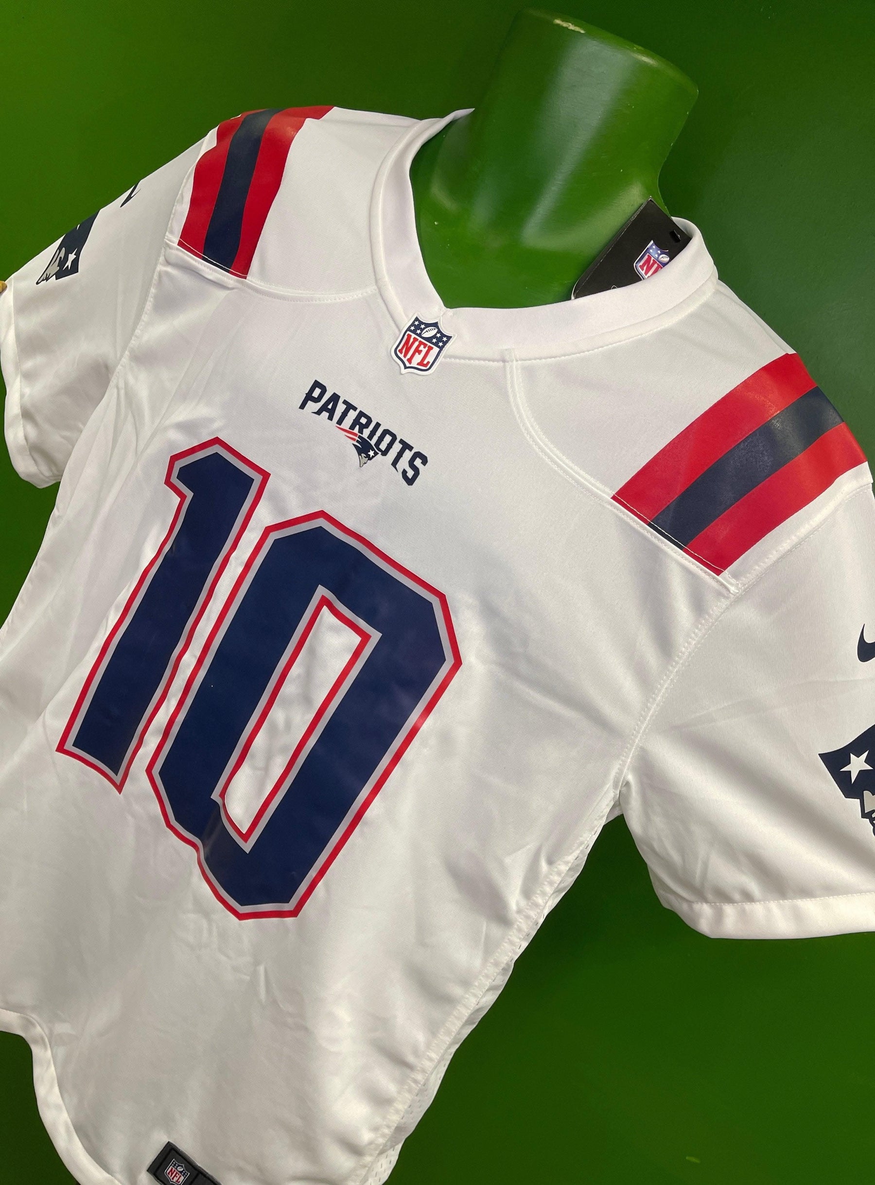 NFL New England Patriots Mac Jones #10 Game Jersey Men's Large NWT