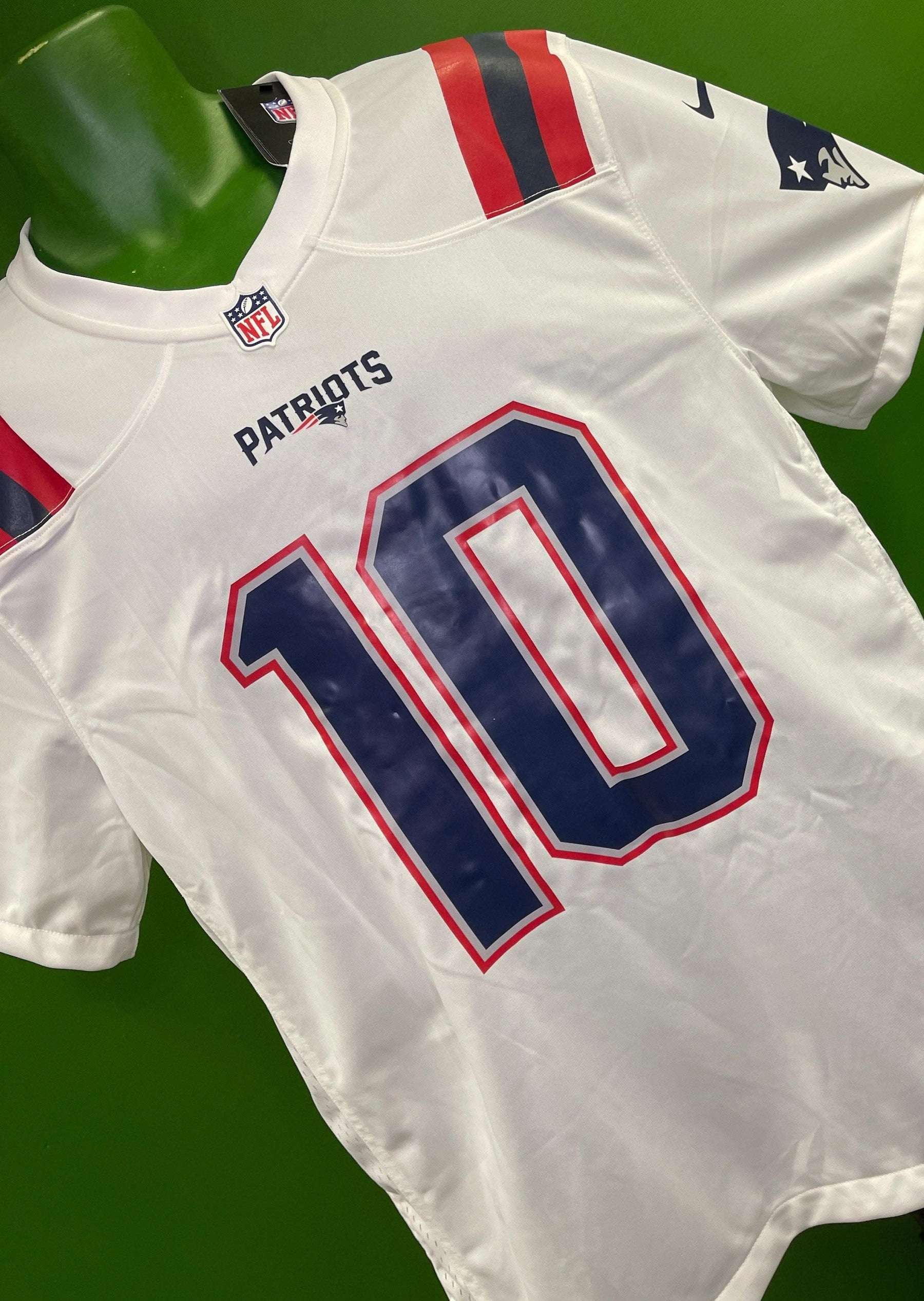 NFL New England Patriots Mac Jones #10 Game Jersey Men's Large NWT