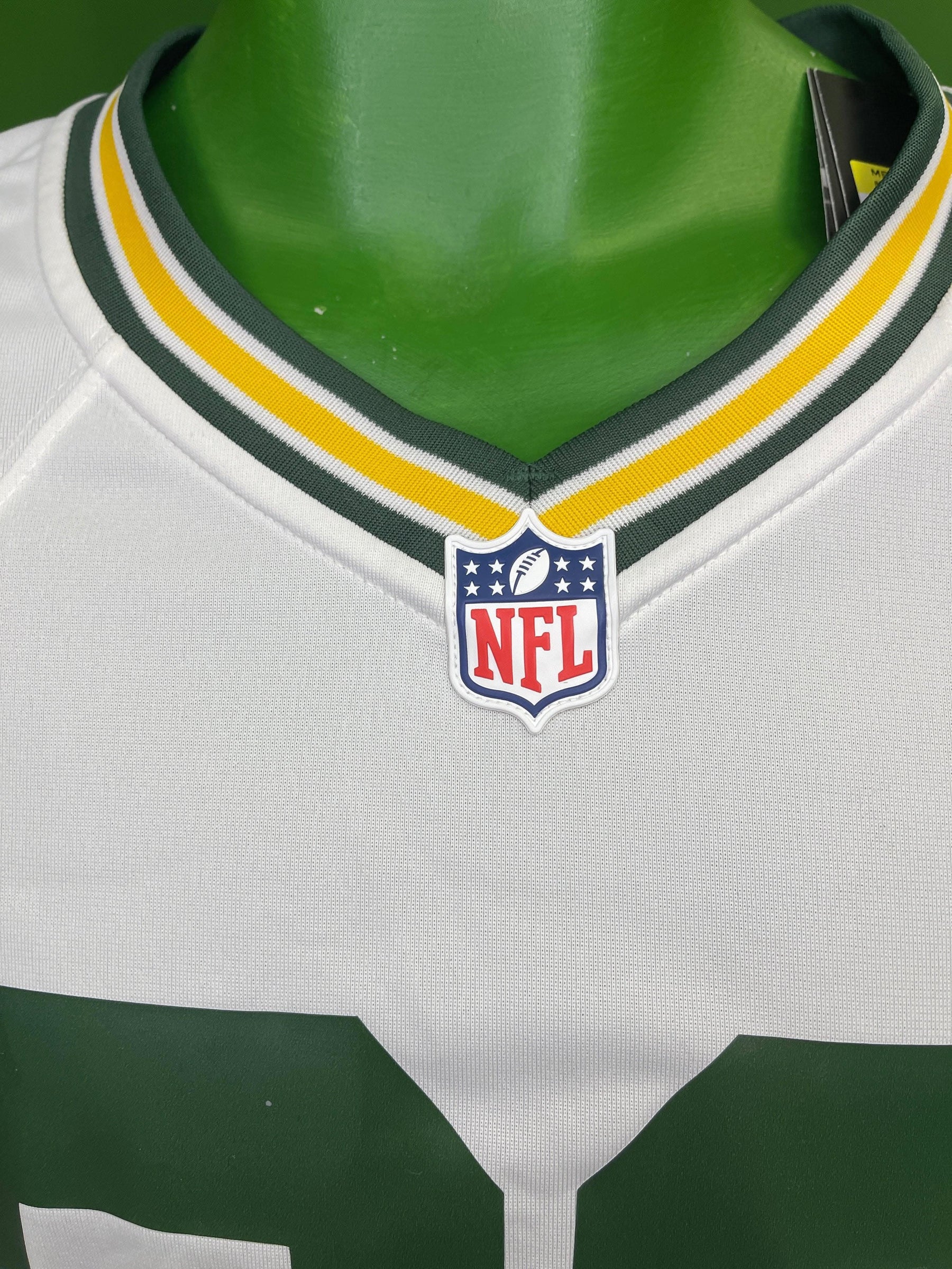 NFL Green Bay Packers Aaron Jones #33 Game Jersey Men's Small NWT