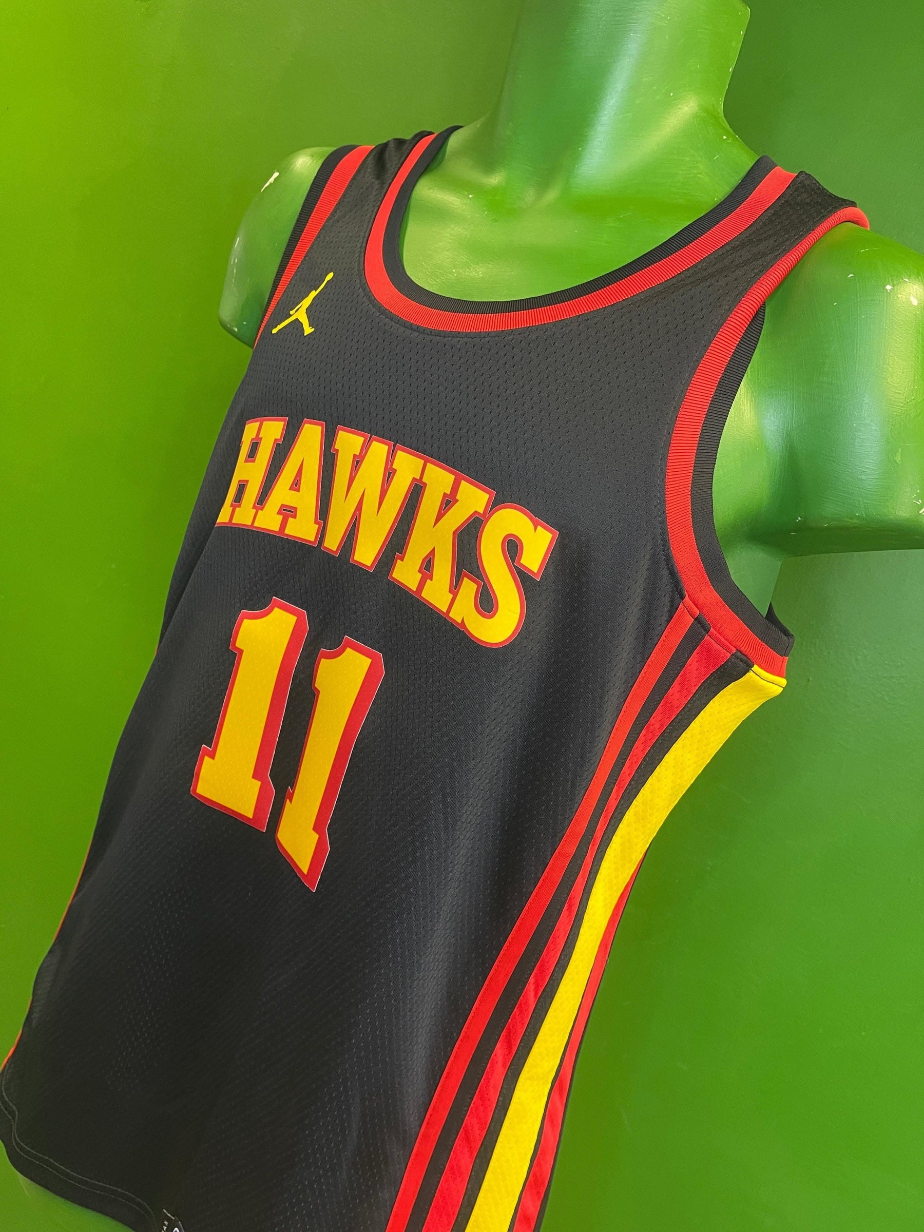 NBA Atlanta Hawks Trae Young Icon Edition Swingman Jersey Men's Small NWT