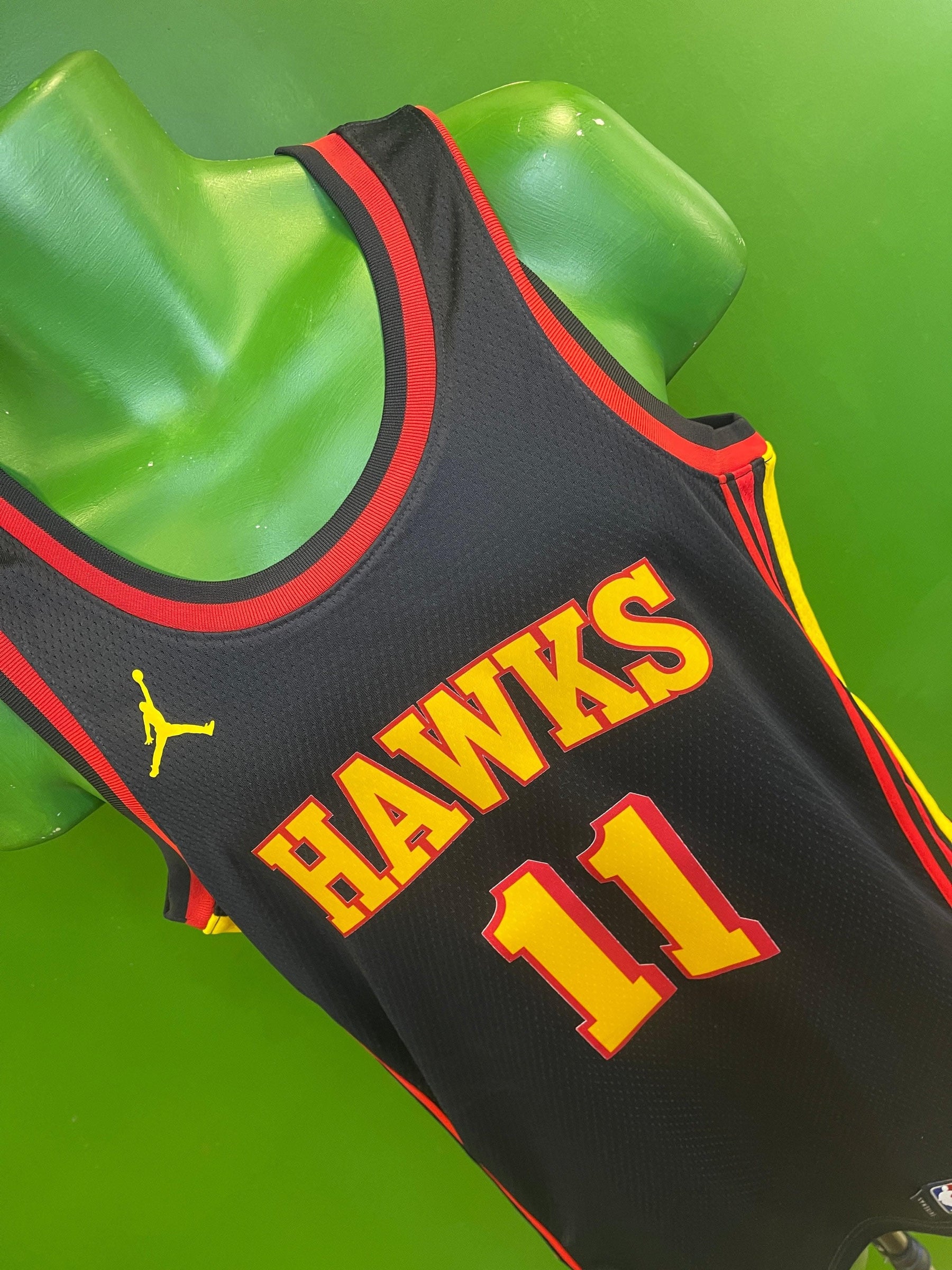 NBA Atlanta Hawks Trae Young Icon Edition Swingman Jersey Men's Small NWT
