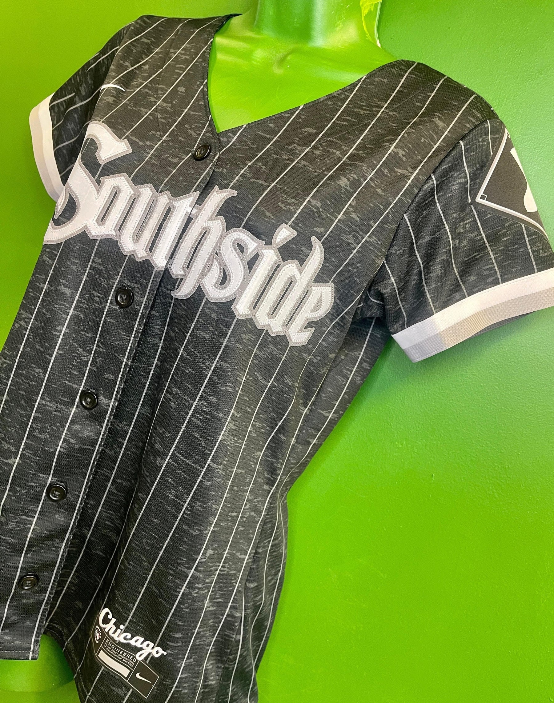 MLB Chicago White Sox City Connect Player Jersey Women's Small NWT