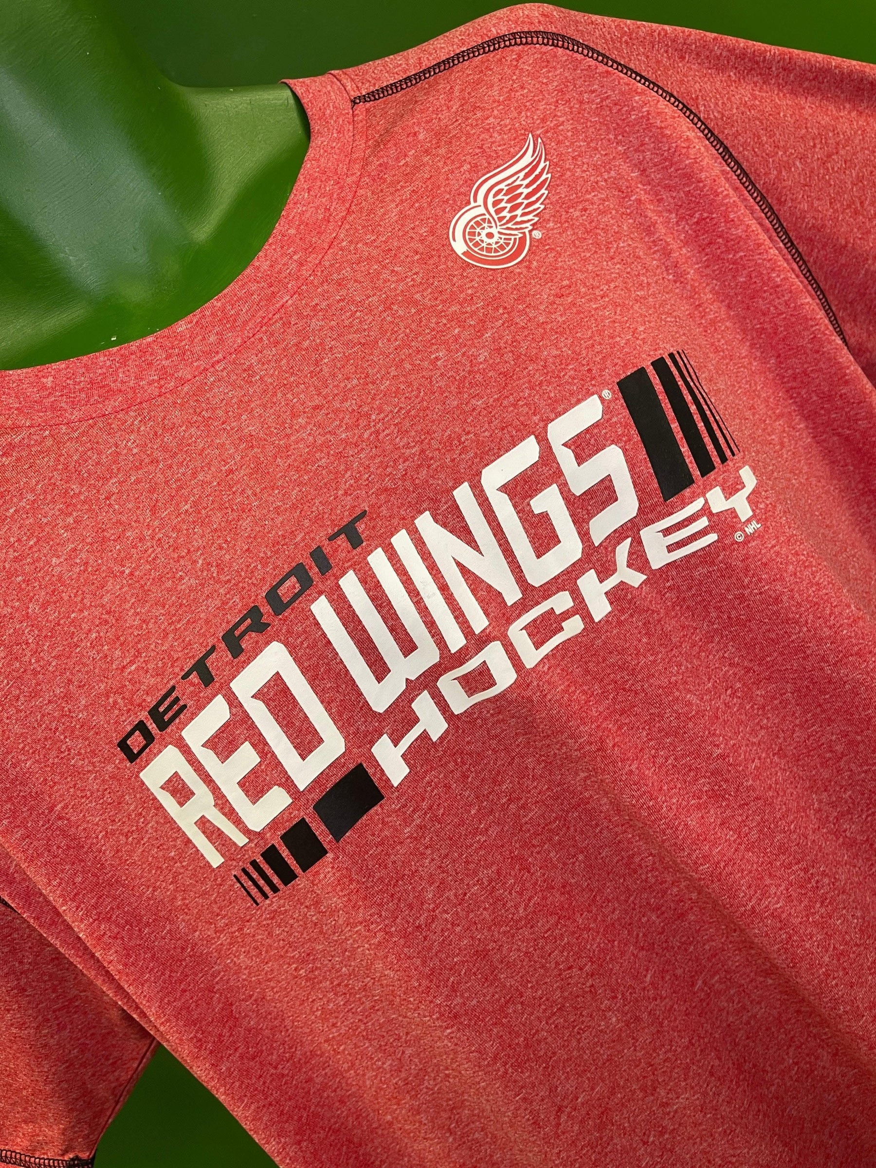 NHL Detroit Red Wings Red Sports T-Shirt Men's X-Large