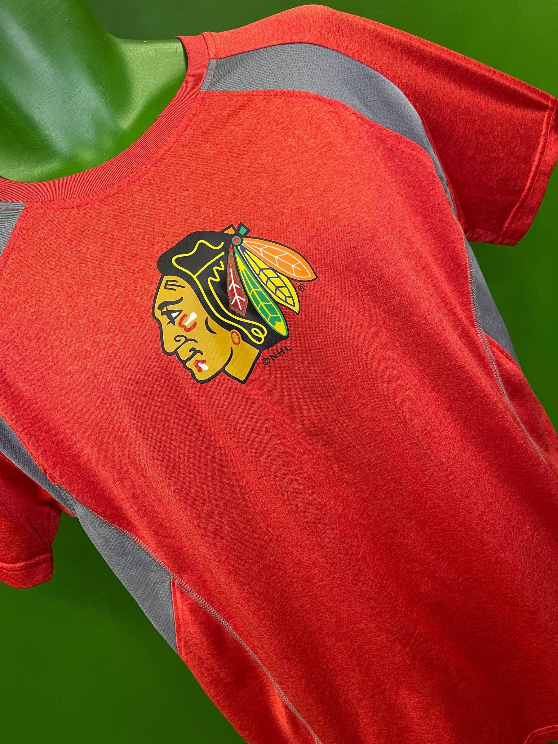 NHL Chicago Blackhawks Red Sports T-Shirt Men's Medium