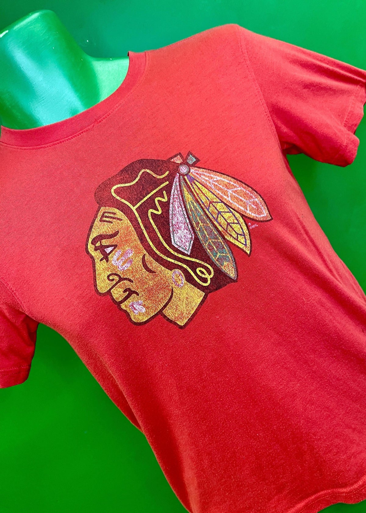 NHL Chicago Blackhawks Red T-Shirt Youth Small 8